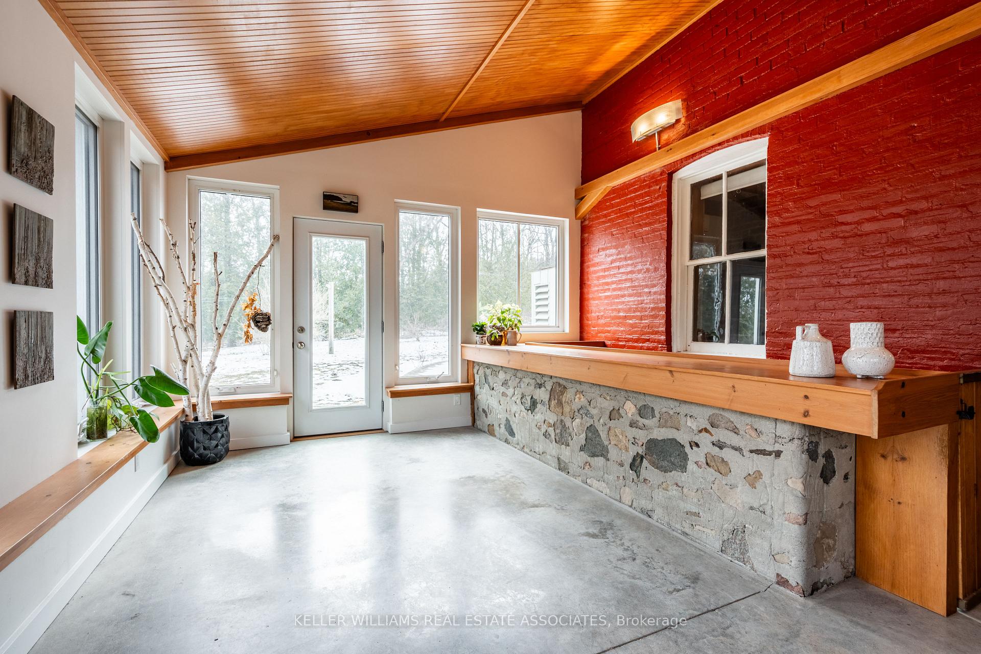 Photo 19 of 4974 Fourth Line, Erin, Rural Erin — HOMEH