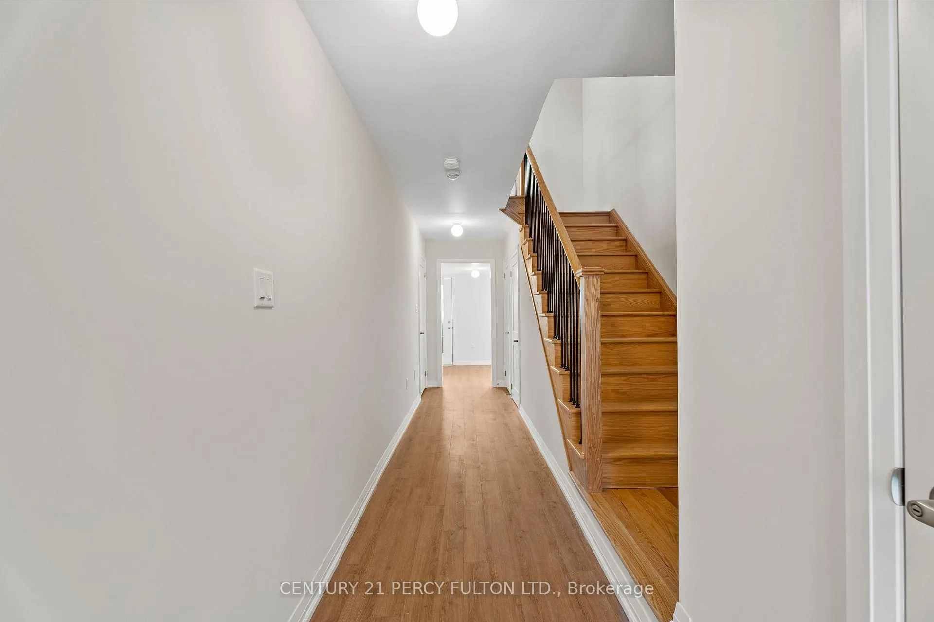 Photo 3 of 26 Coote Court, Ajax, Northwest Ajax — HOMEH