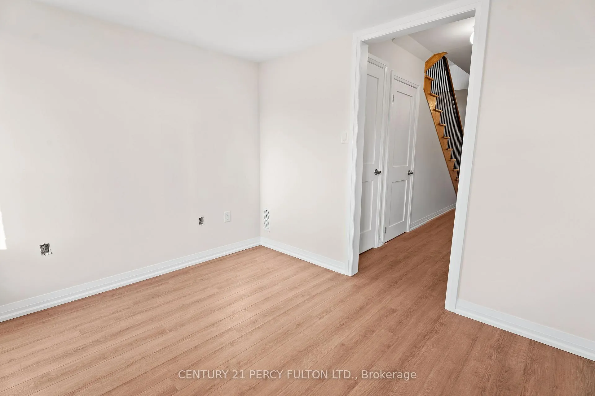 Photo 8 of 26 Coote Court, Ajax, Northwest Ajax — HOMEH