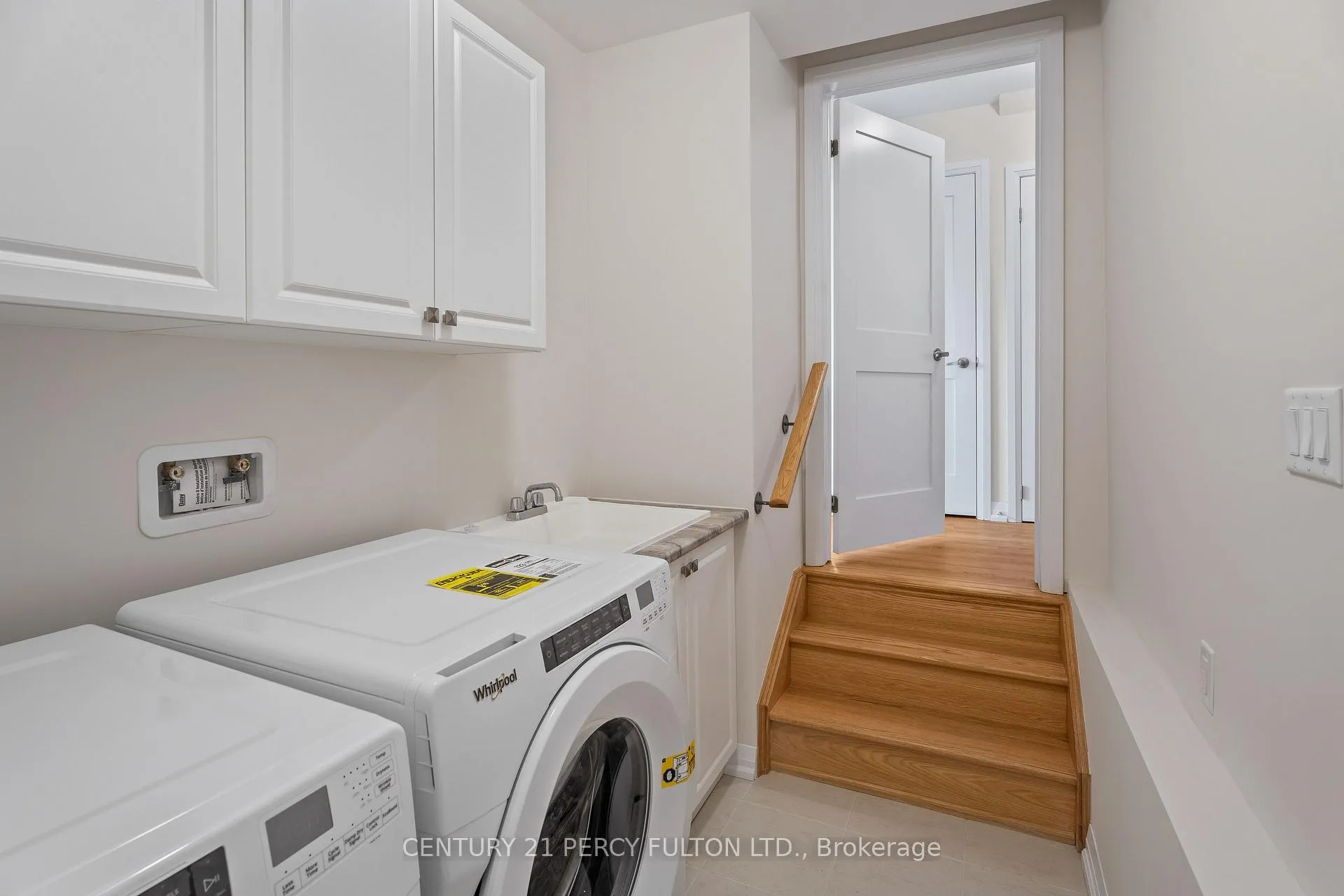 Photo 9 of 26 Coote Court, Ajax, Northwest Ajax — HOMEH