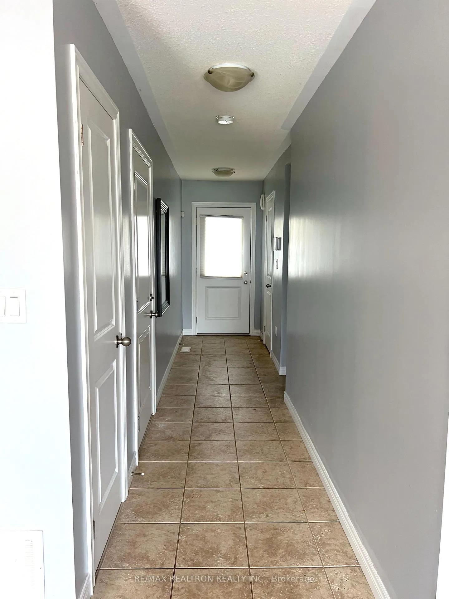 Photo 2 of 62 Vansitmart Avenue, Hamilton, Homeside — HOMEH