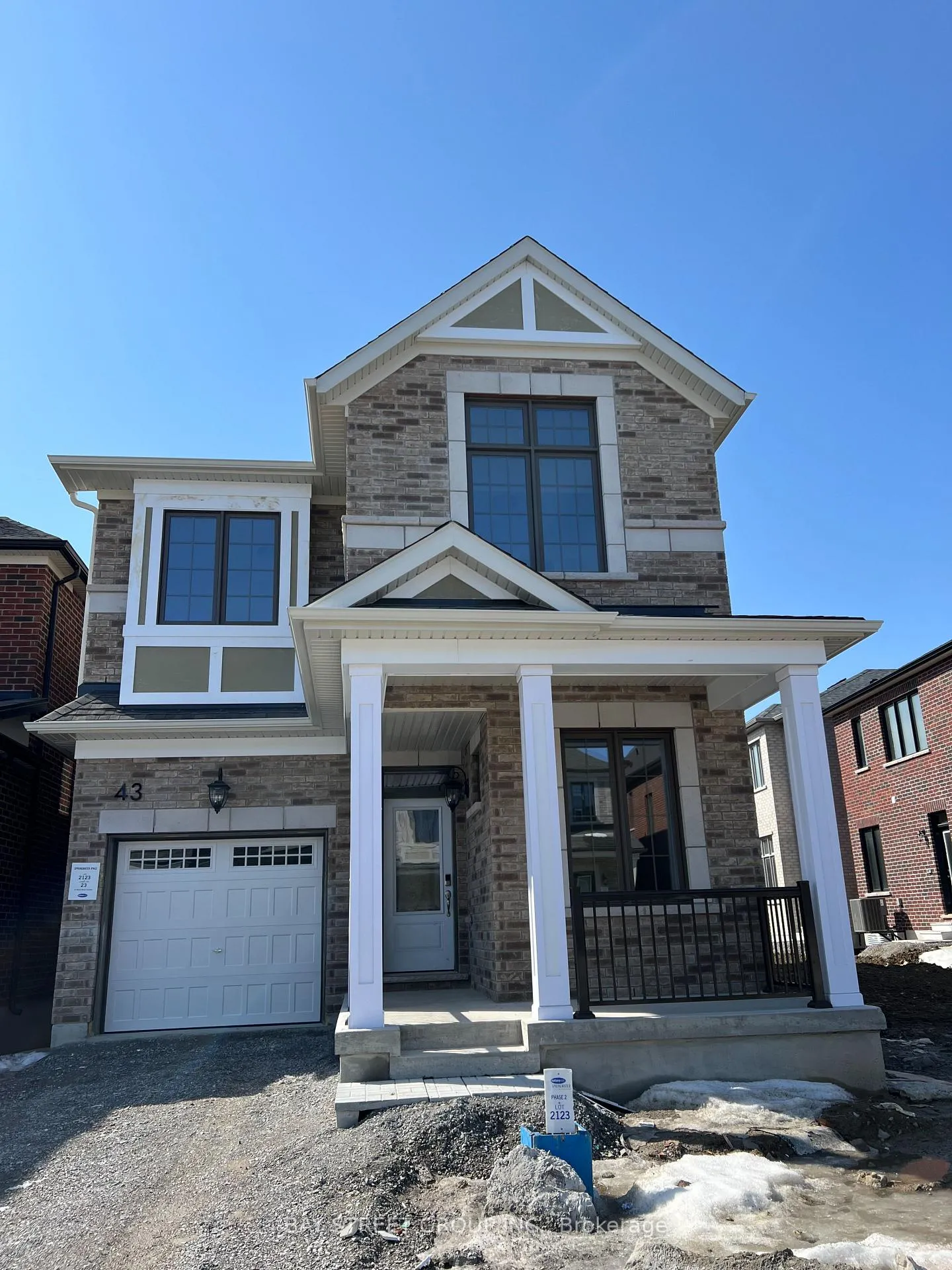 Front of 43 Berczy Manor Crescent
