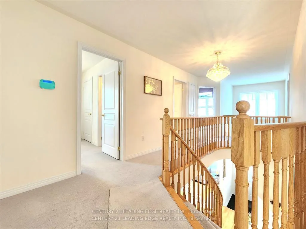 Photo 14 of 48 Starhill Crescent, Markham, Cachet — HOMEH