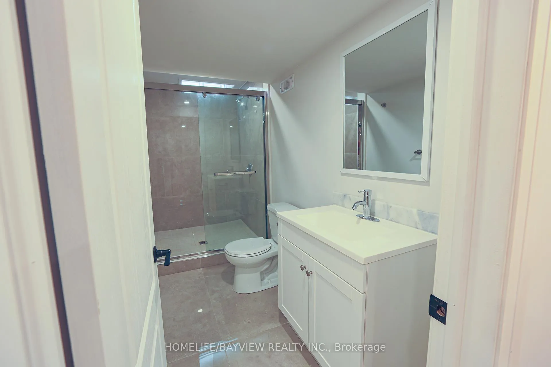 Photo 8 of 15 Chip Court, Richmond Hill, Westbrook — HOMEH