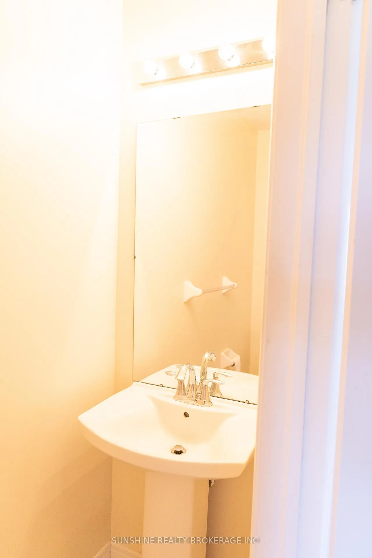 Photo 14 of 85 Dundas Way, Markham, Greensborough — HOMEH