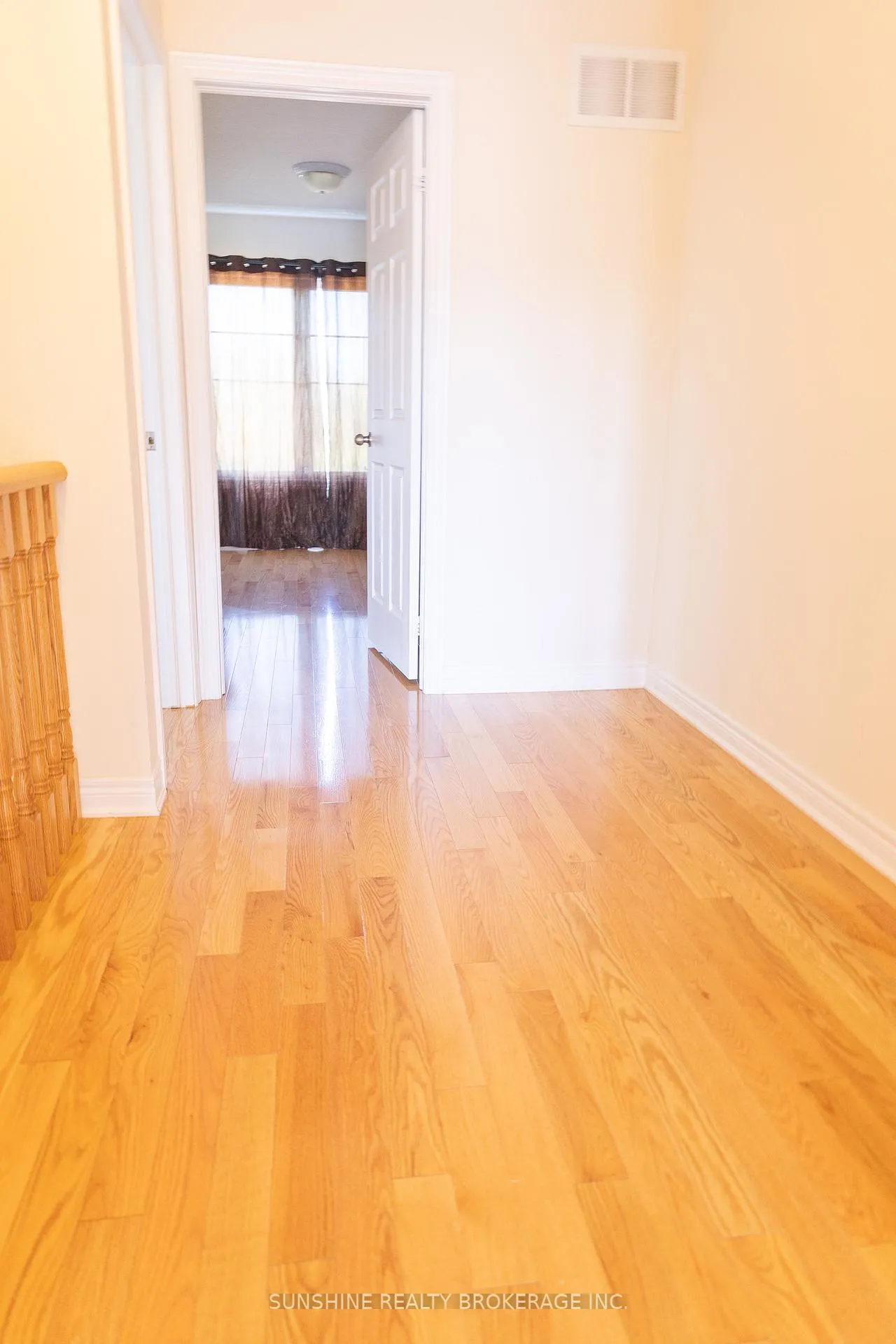 Photo 25 of 85 Dundas Way, Markham, Greensborough — HOMEH