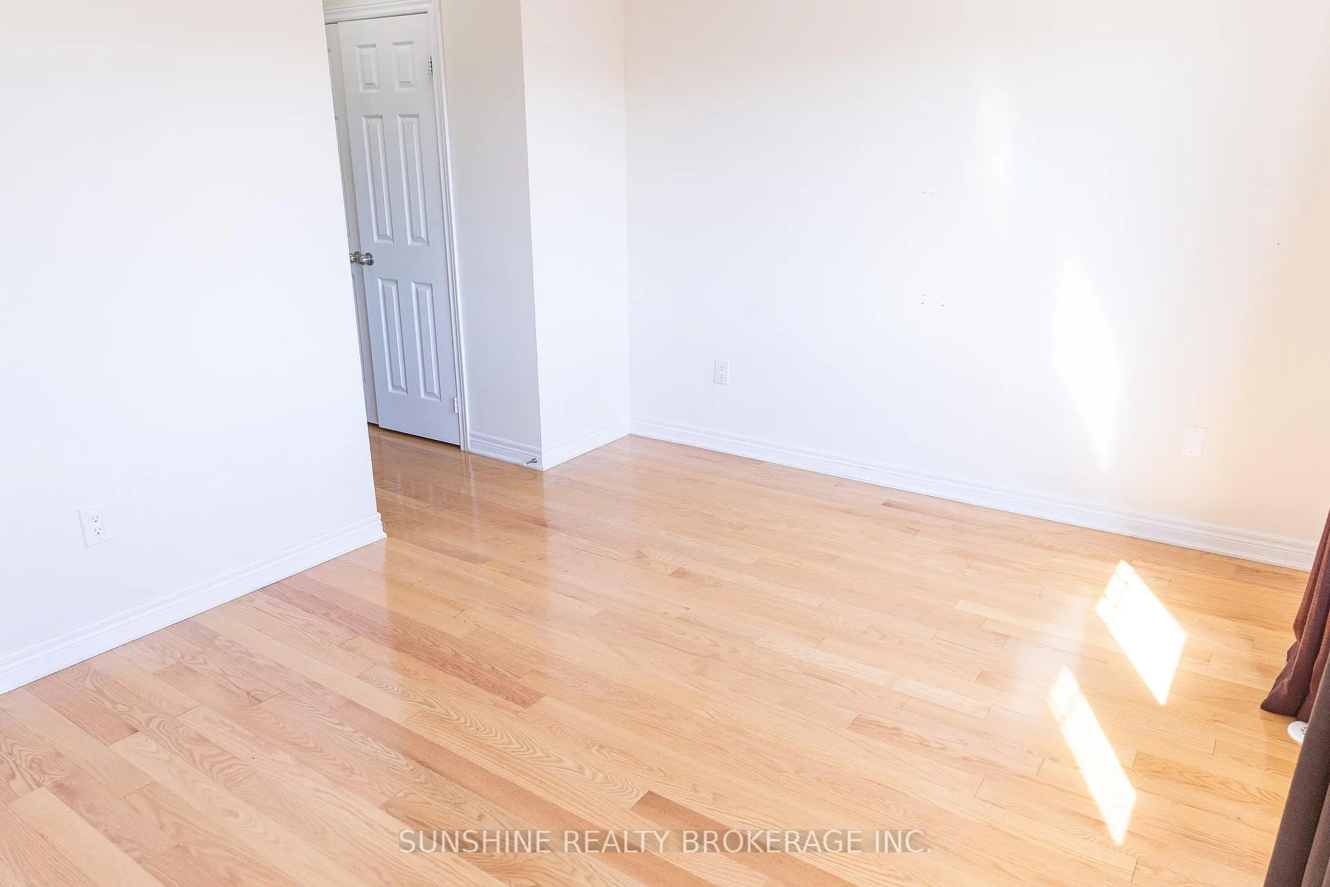 Photo 29 of 85 Dundas Way, Markham, Greensborough — HOMEH