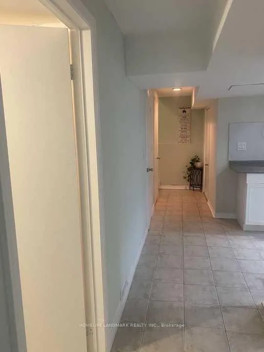 Photo 9 of 51 Coomer Crescent, Ajax, Central — HOMEH