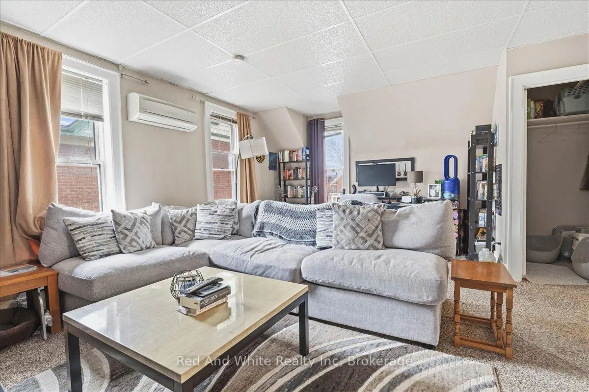 Photo 14 of 31 Bingeman Street, Kitchener, Civic Centre — HOMEH