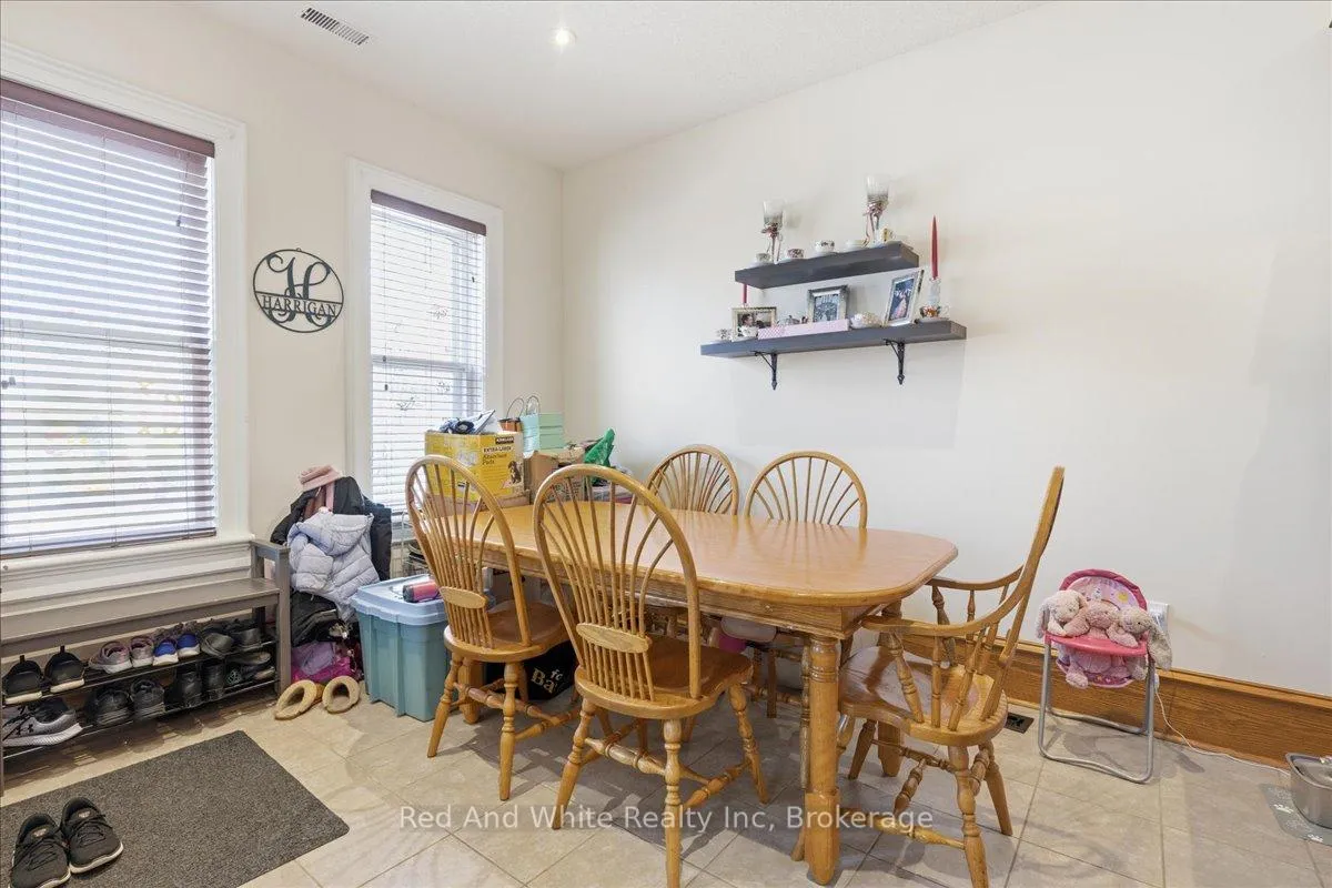 Photo 32 of 31 Bingeman Street, Kitchener, Civic Centre — HOMEH