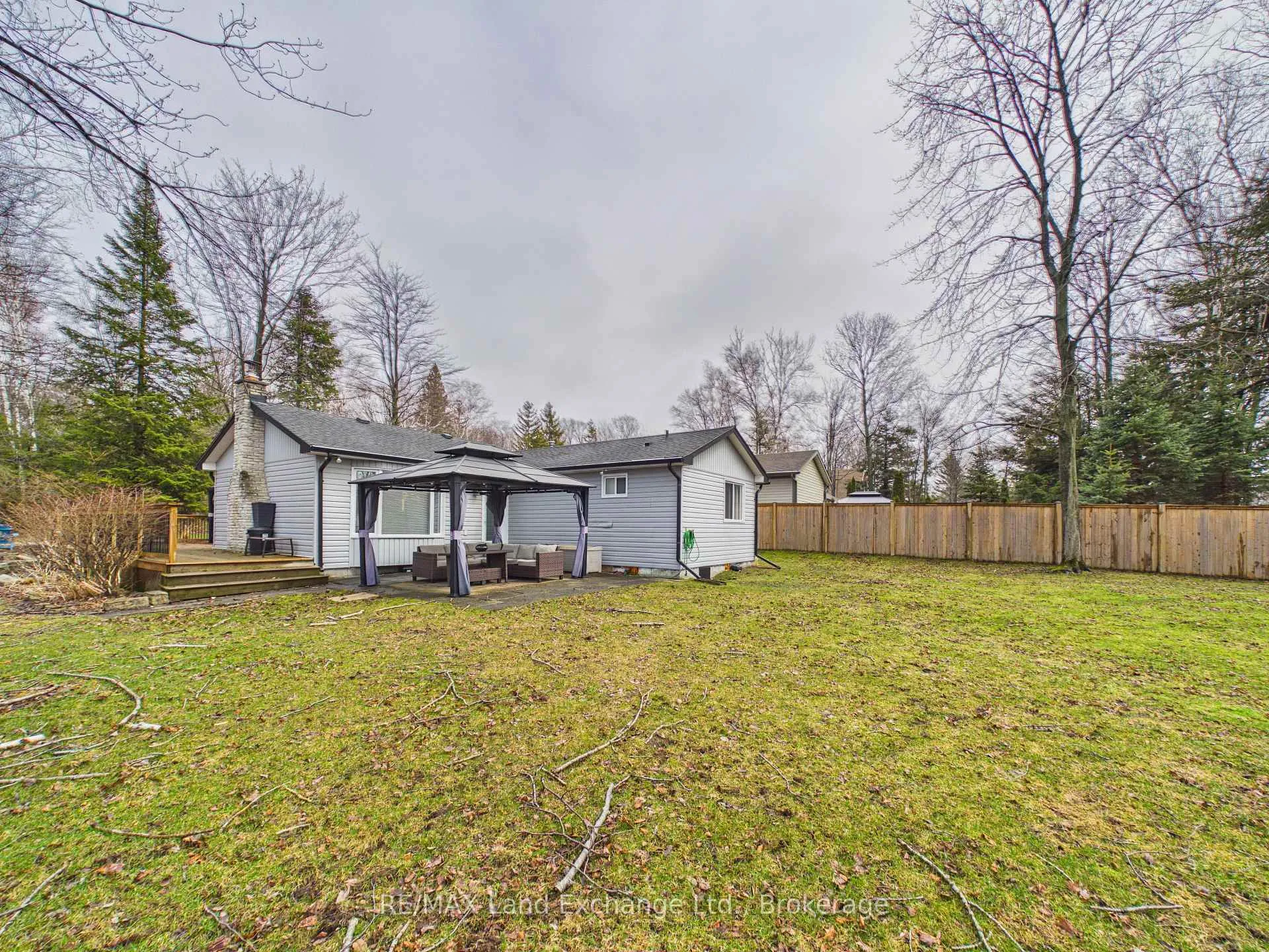 Photo 11 of 507 Abenaki Drive, Huron-Kinloss — HOMEH