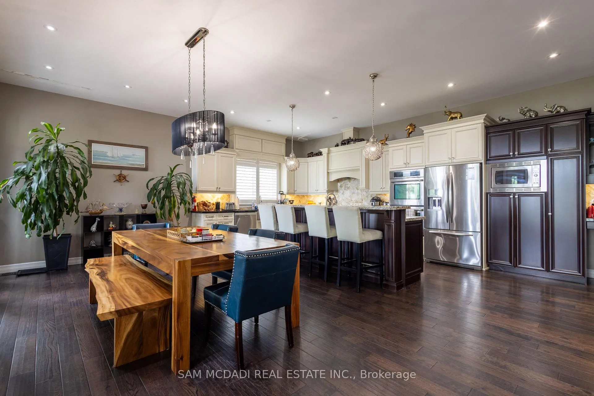 Photo 6 of 187 Beach Boulevard, Hamilton, Hamilton Beach — HOMEH