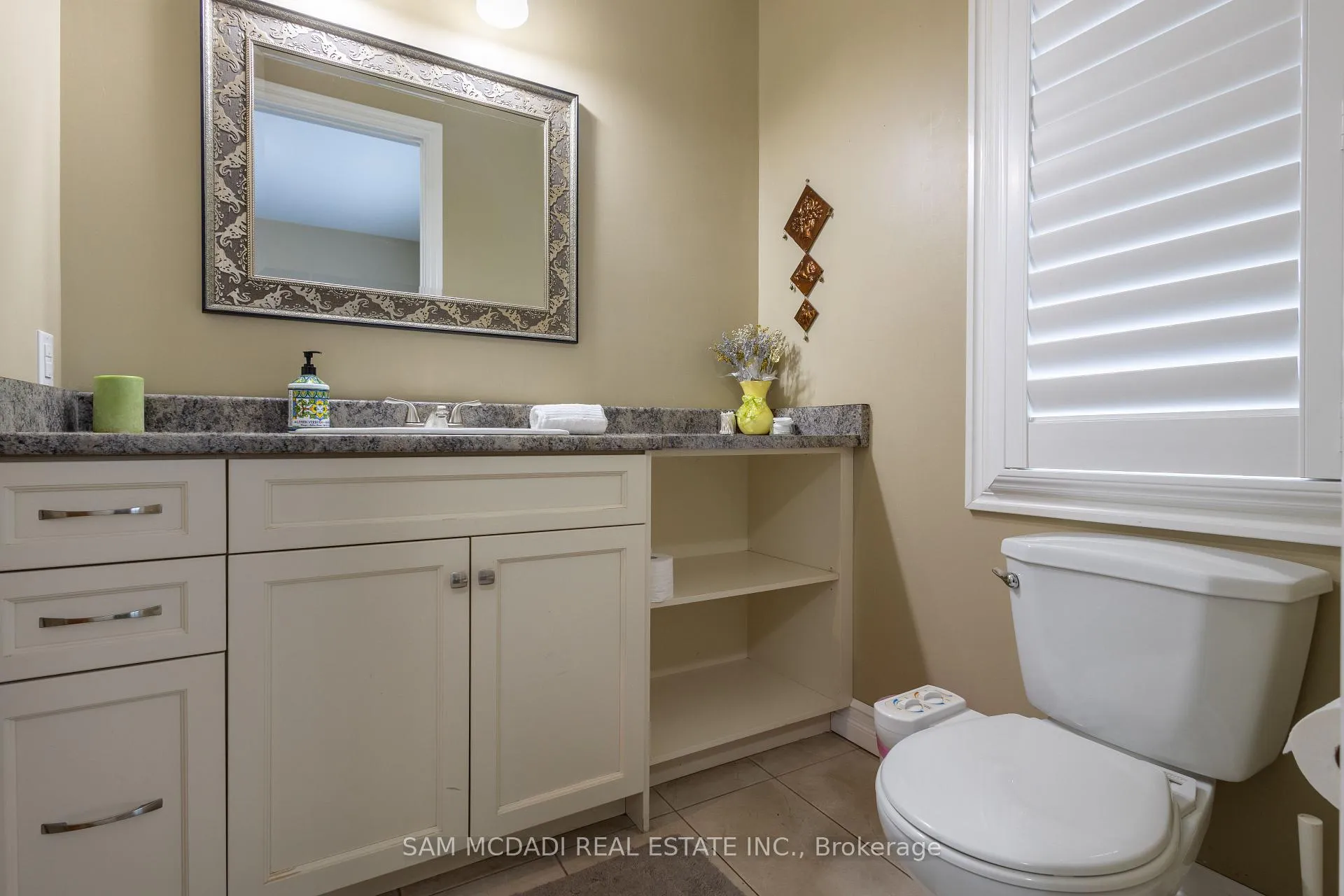 Photo 18 of 187 Beach Boulevard, Hamilton, Hamilton Beach — HOMEH