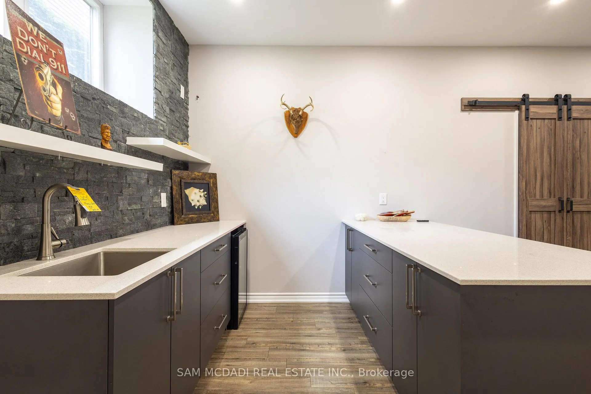 Photo 33 of 187 Beach Boulevard, Hamilton, Hamilton Beach — HOMEH
