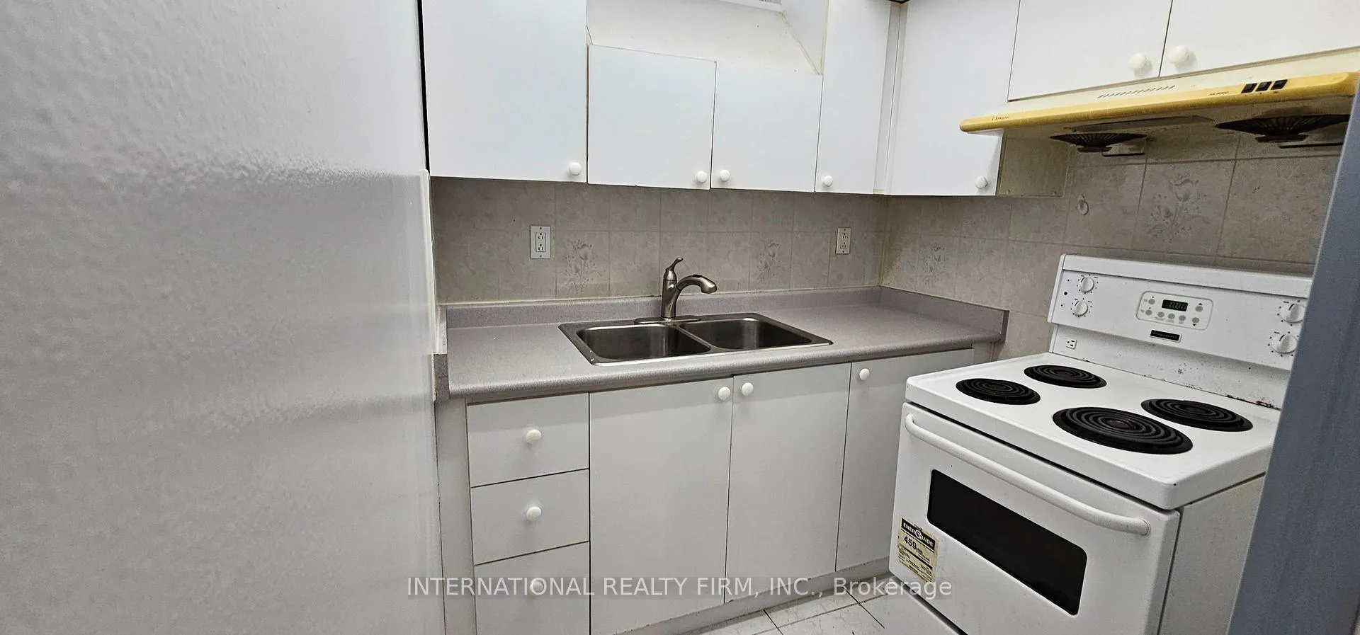 Photo 13 of 86 Upton Crescent, Markham, Milliken Mills West — HOMEH