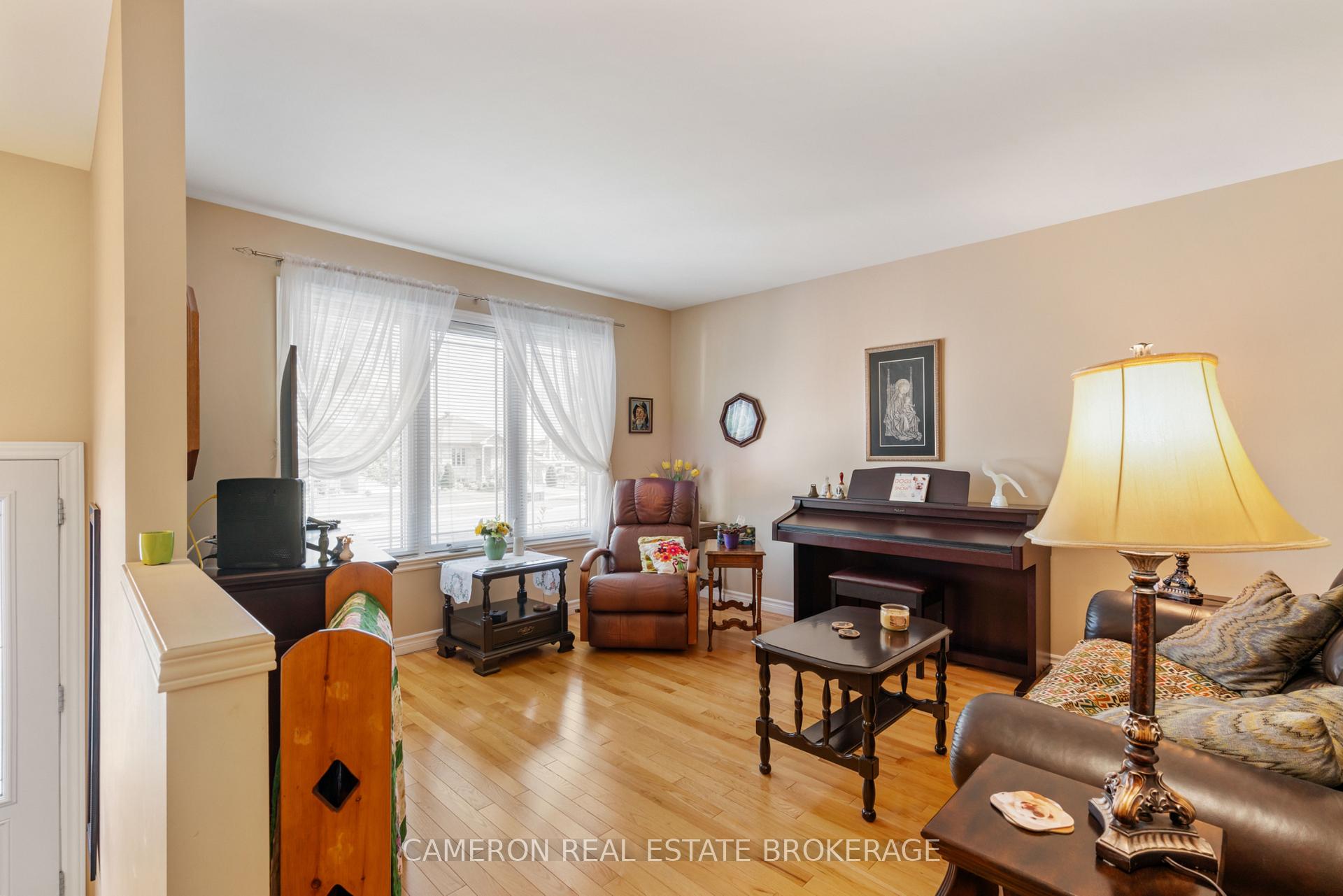 Photo 7 of 335 Emma Avenue, Cornwall — HOMEH