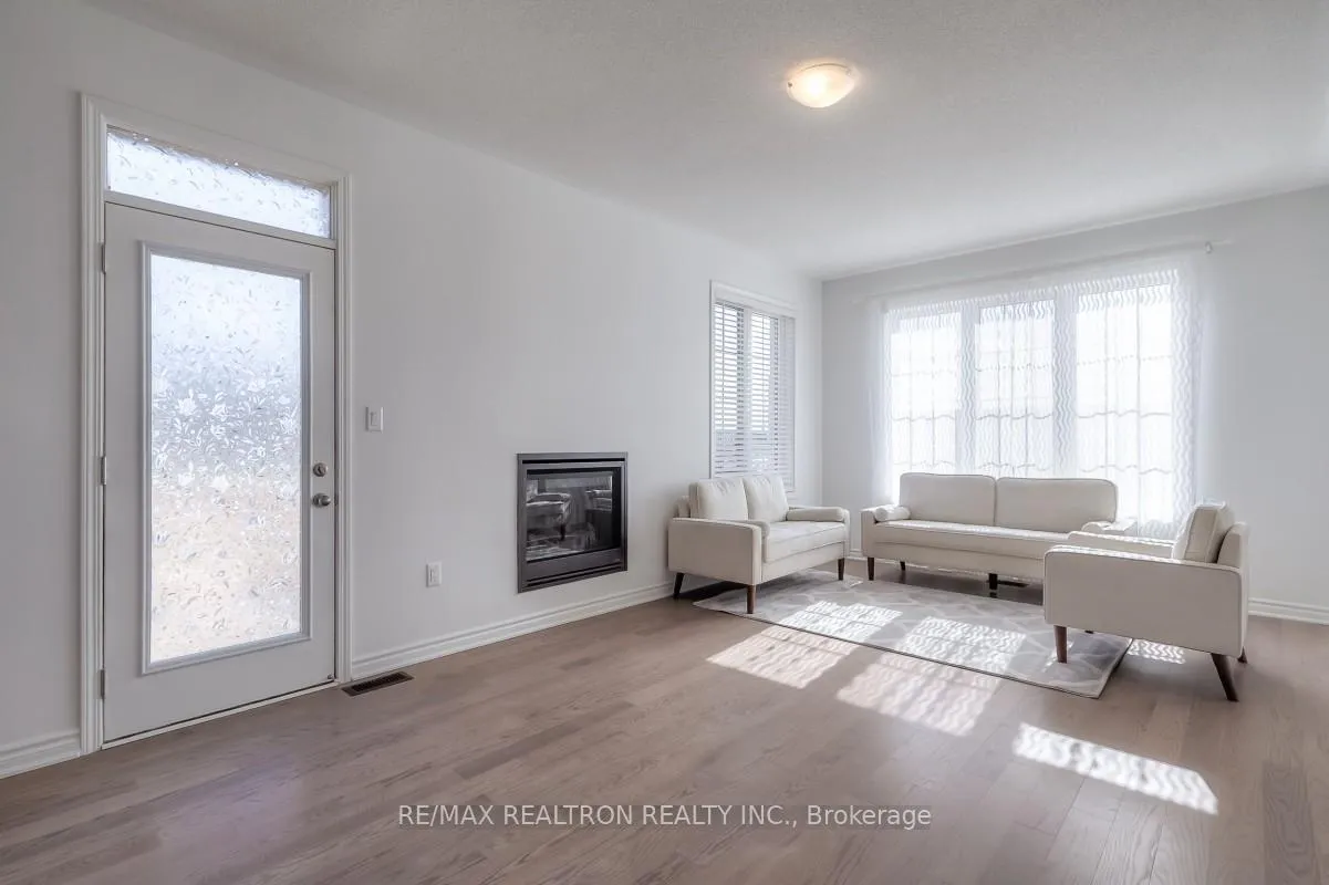Photo 3 of 3067 Mulberry Lane, Pickering, Rural Pickering — HOMEH