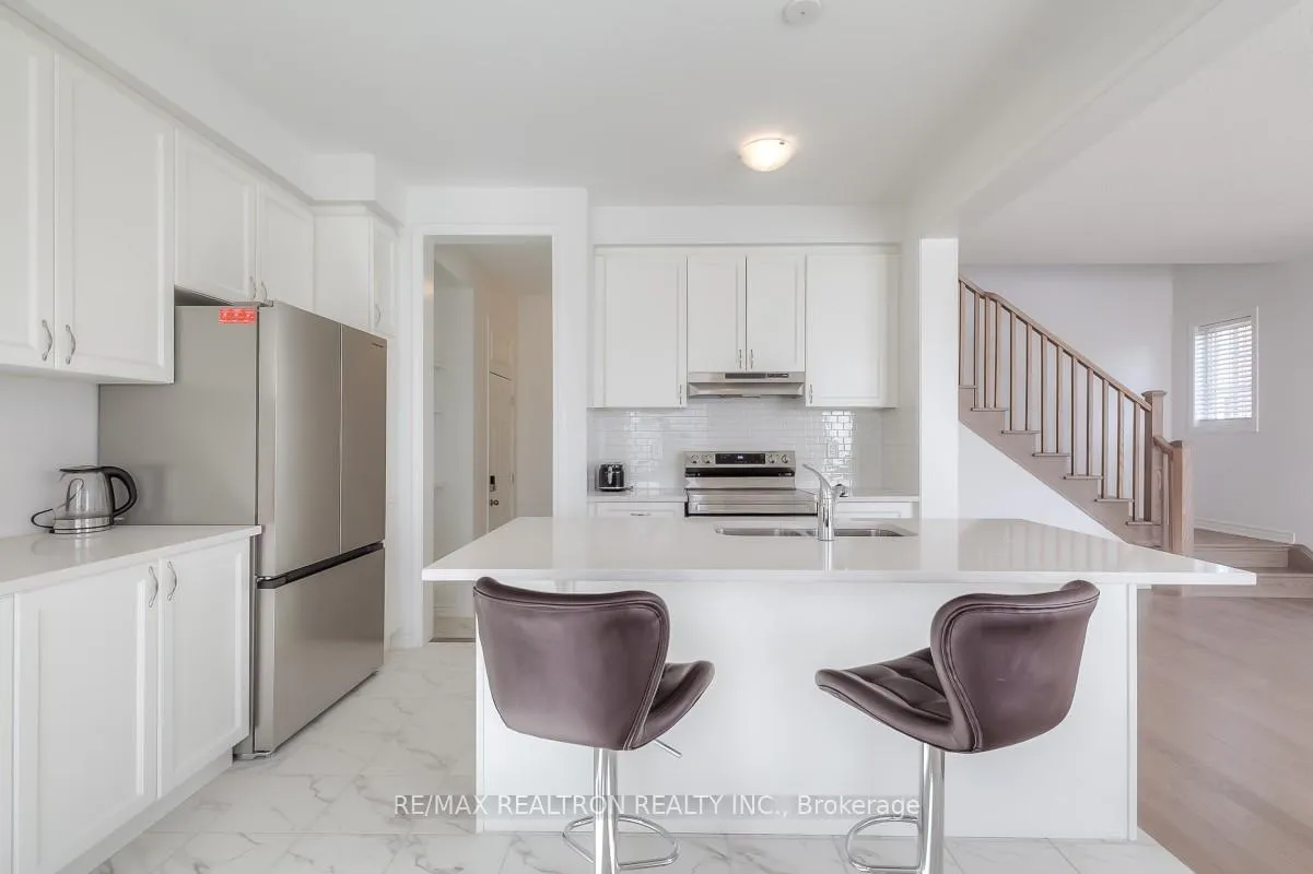 Photo 9 of 3067 Mulberry Lane, Pickering, Rural Pickering — HOMEH