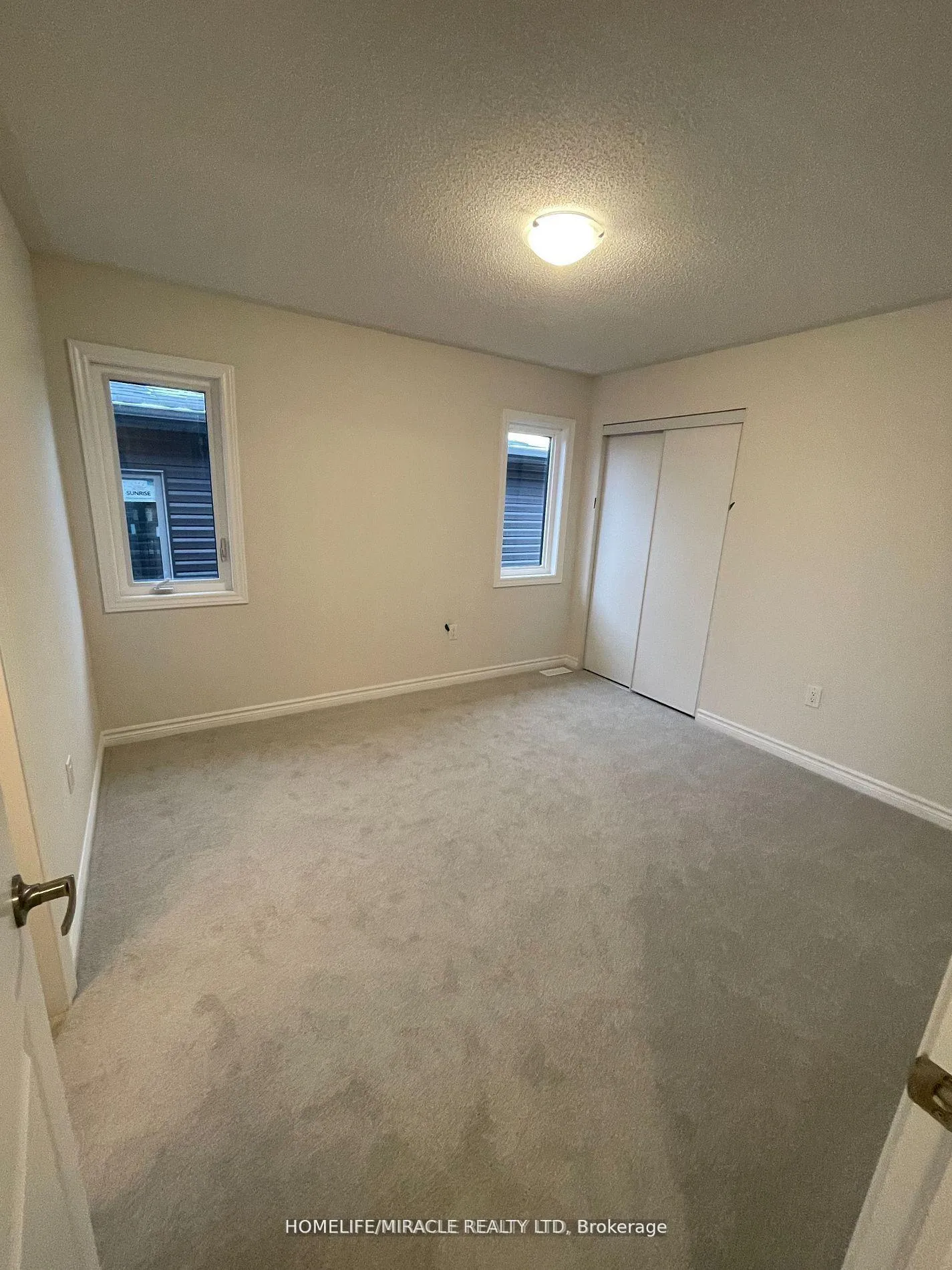 Photo 24 of 99 Berkely Street, Wasaga Beach — HOMEH