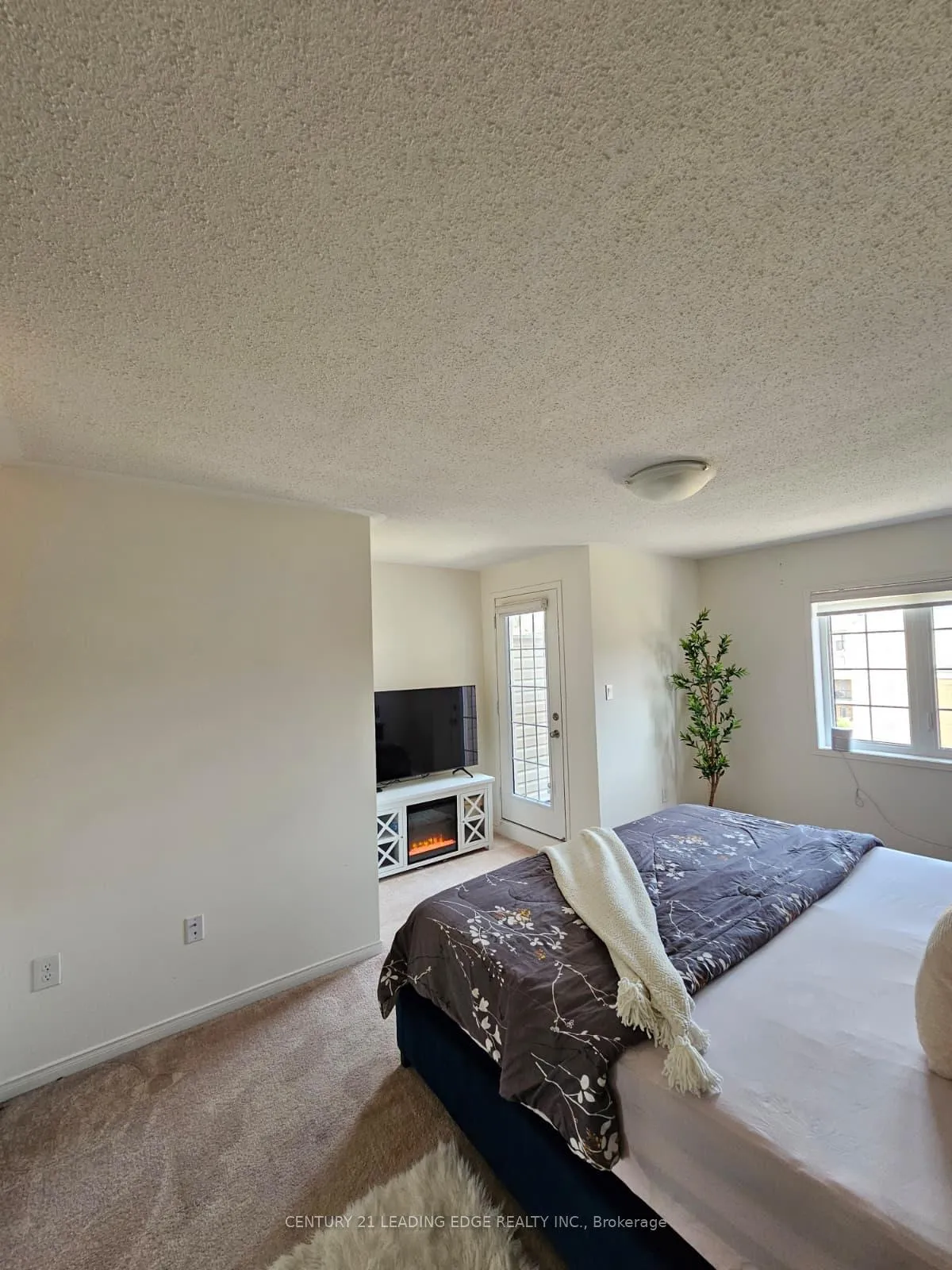 Photo 9 of 2446 Rosedrop Path, Oshawa, Windfields — HOMEH