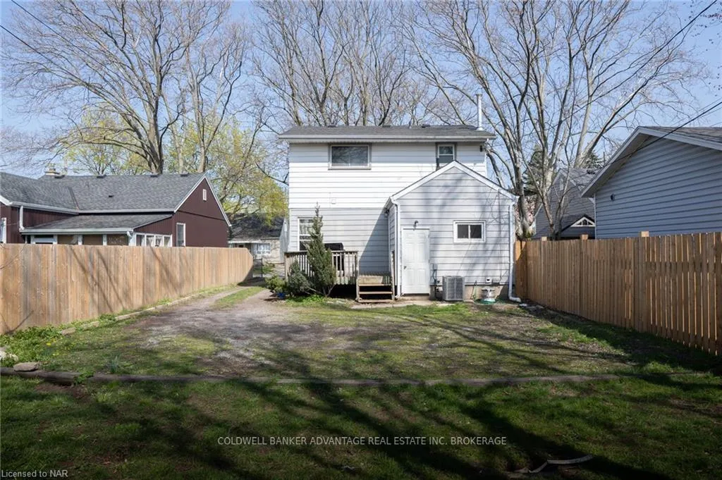 Photo 9 of 3 Longfellow Avenue, St. Catharines, Carlton/Bunting — HOMEH