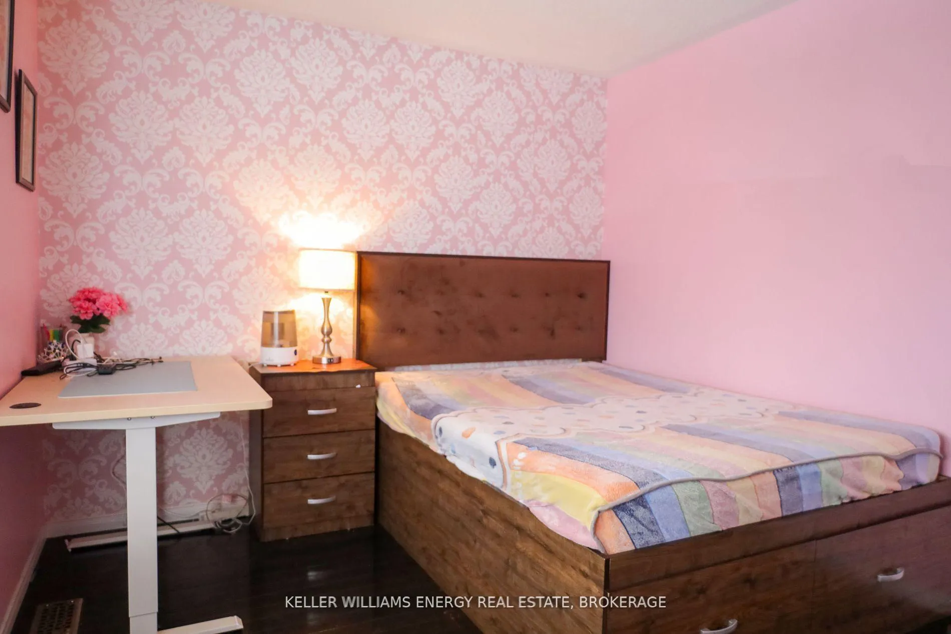 Photo 17 of 1346 Harlstone Crescent, Oshawa, Taunton — HOMEH