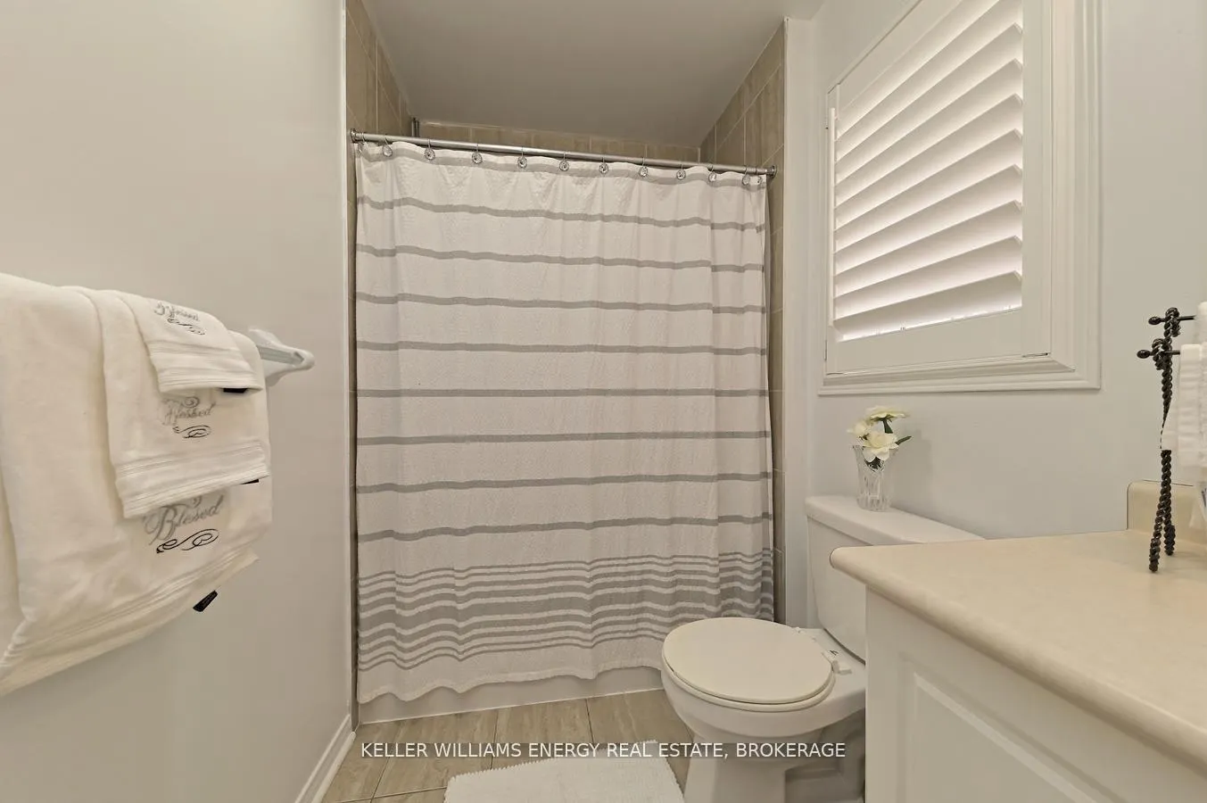 Photo 21 of 1346 Harlstone Crescent, Oshawa, Taunton — HOMEH