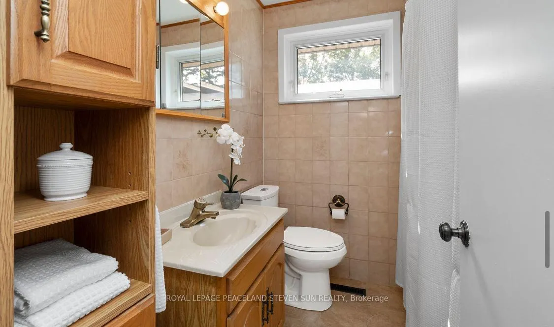 Photo 11 of 190 Driscoll Road, Richmond Hill, Mill Pond — HOMEH