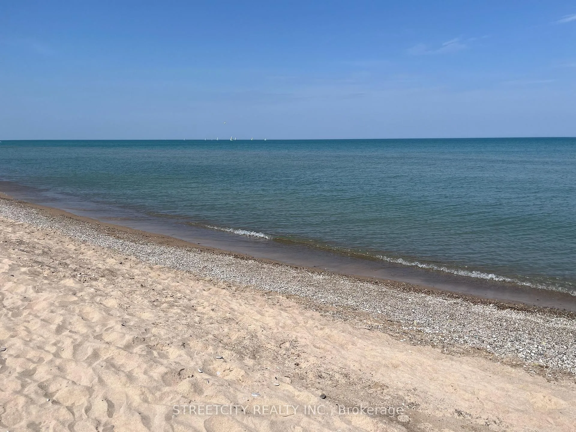 Photo 14 of 17 Summit Avenue, South Huron, Stephen — HOMEH