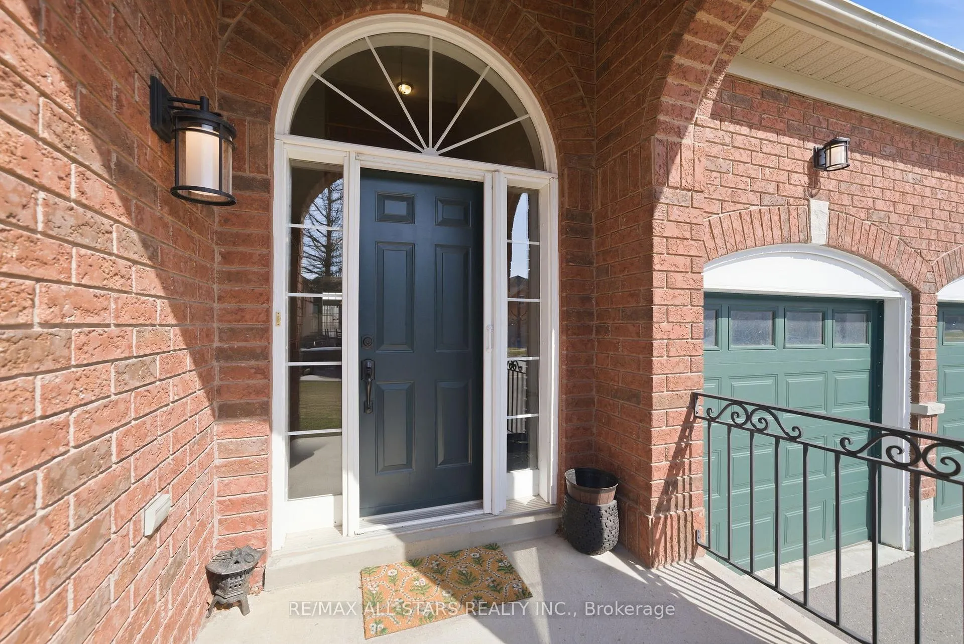 Photo 4 of 179 Roseborough Drive, Scugog, Port Perry — HOMEH