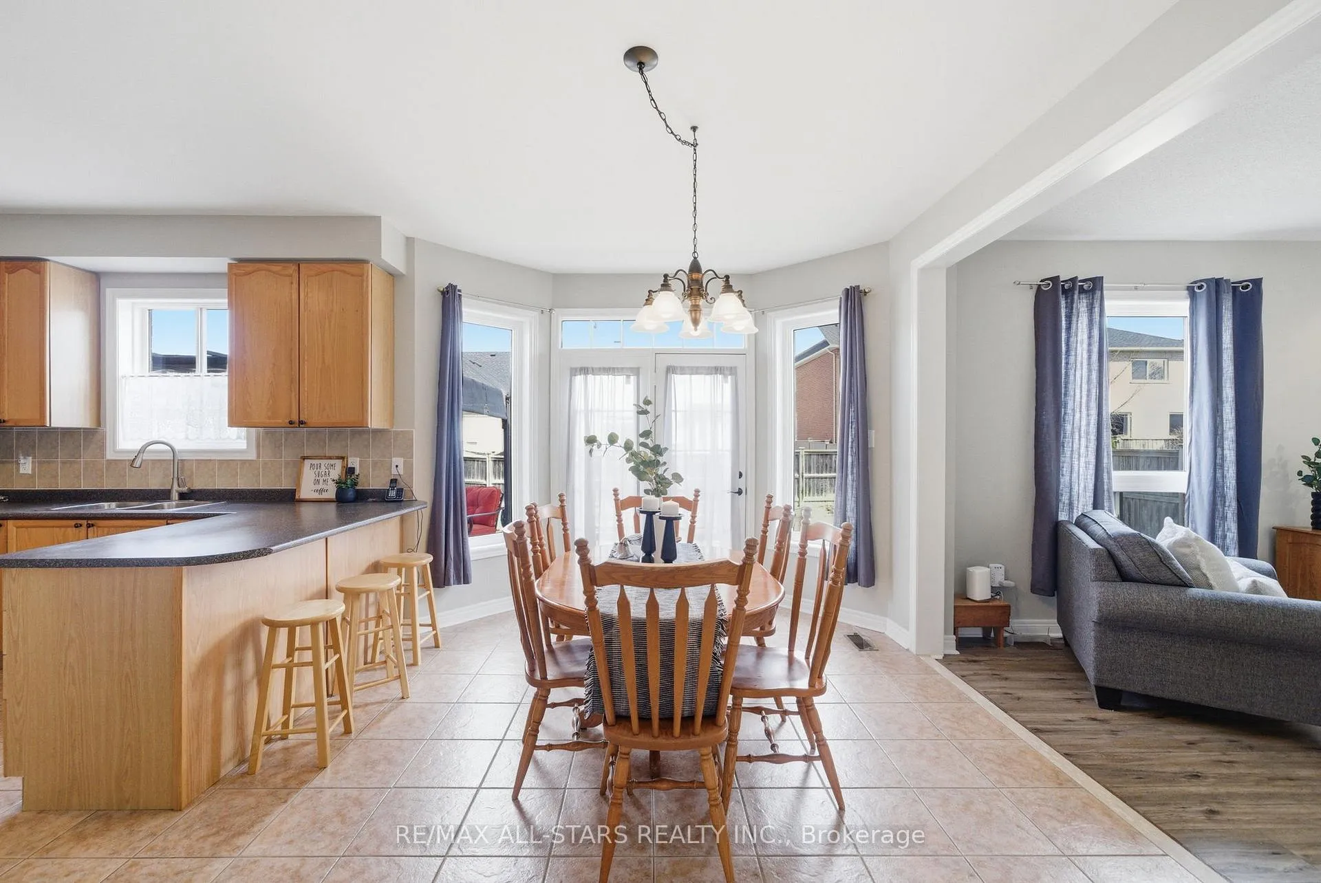 Photo 10 of 179 Roseborough Drive, Scugog, Port Perry — HOMEH