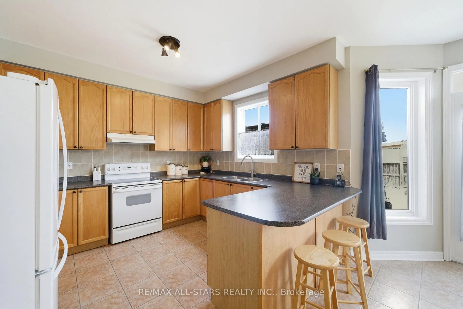 Photo 12 of 179 Roseborough Drive, Scugog, Port Perry — HOMEH