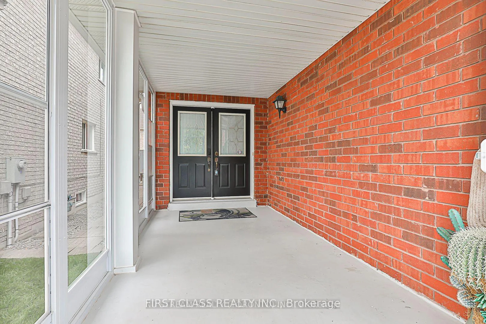 Photo 1 of 134 Trail Ridge Lane, Markham, Berczy — HOMEH
