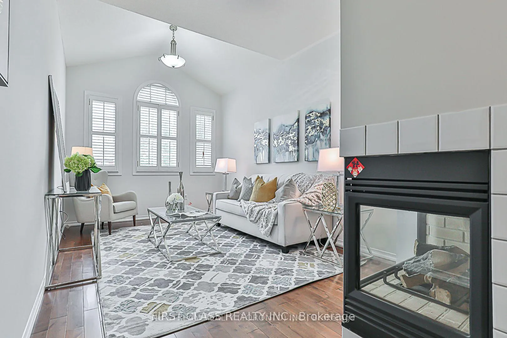 Photo 10 of 134 Trail Ridge Lane, Markham, Berczy — HOMEH