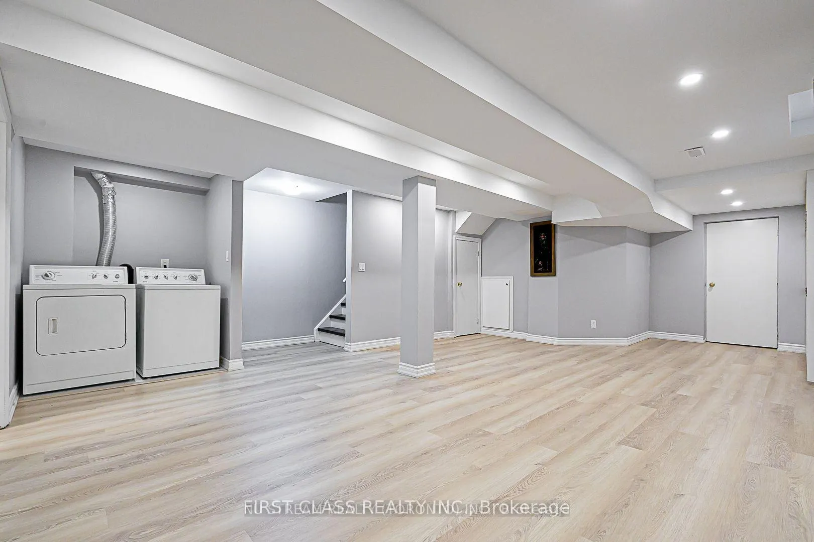Photo 15 of 134 Trail Ridge Lane, Markham, Berczy — HOMEH