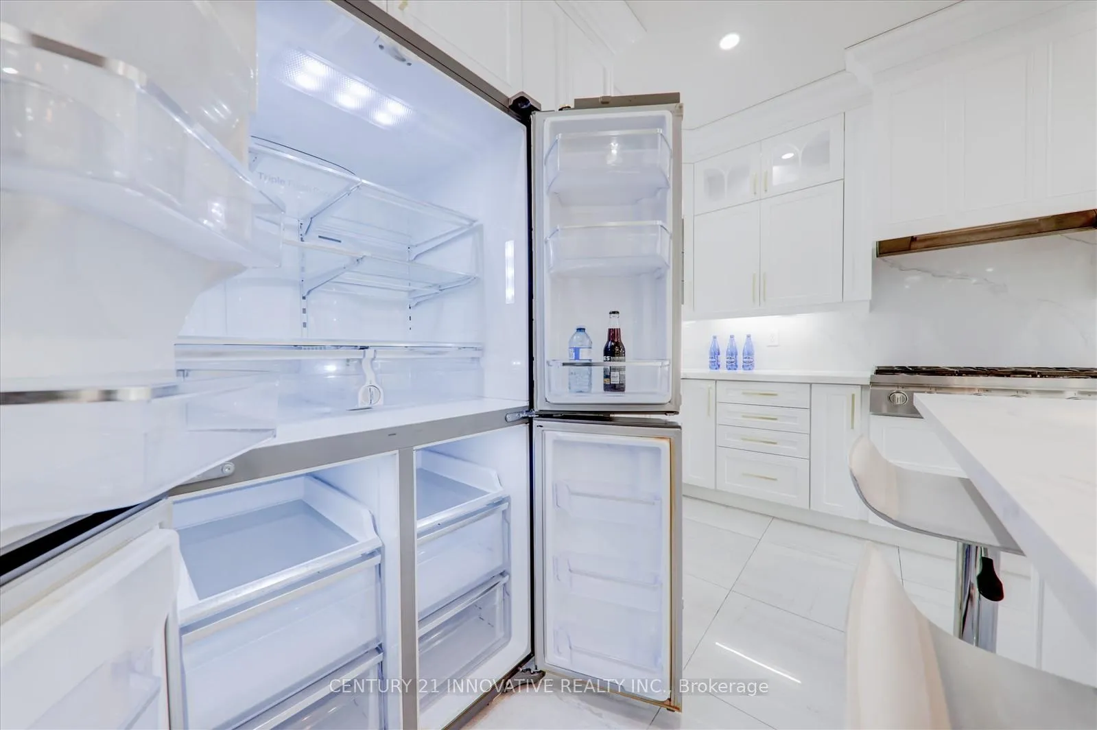 Photo 17 of 100 Chasser Drive, Markham, Greensborough — HOMEH