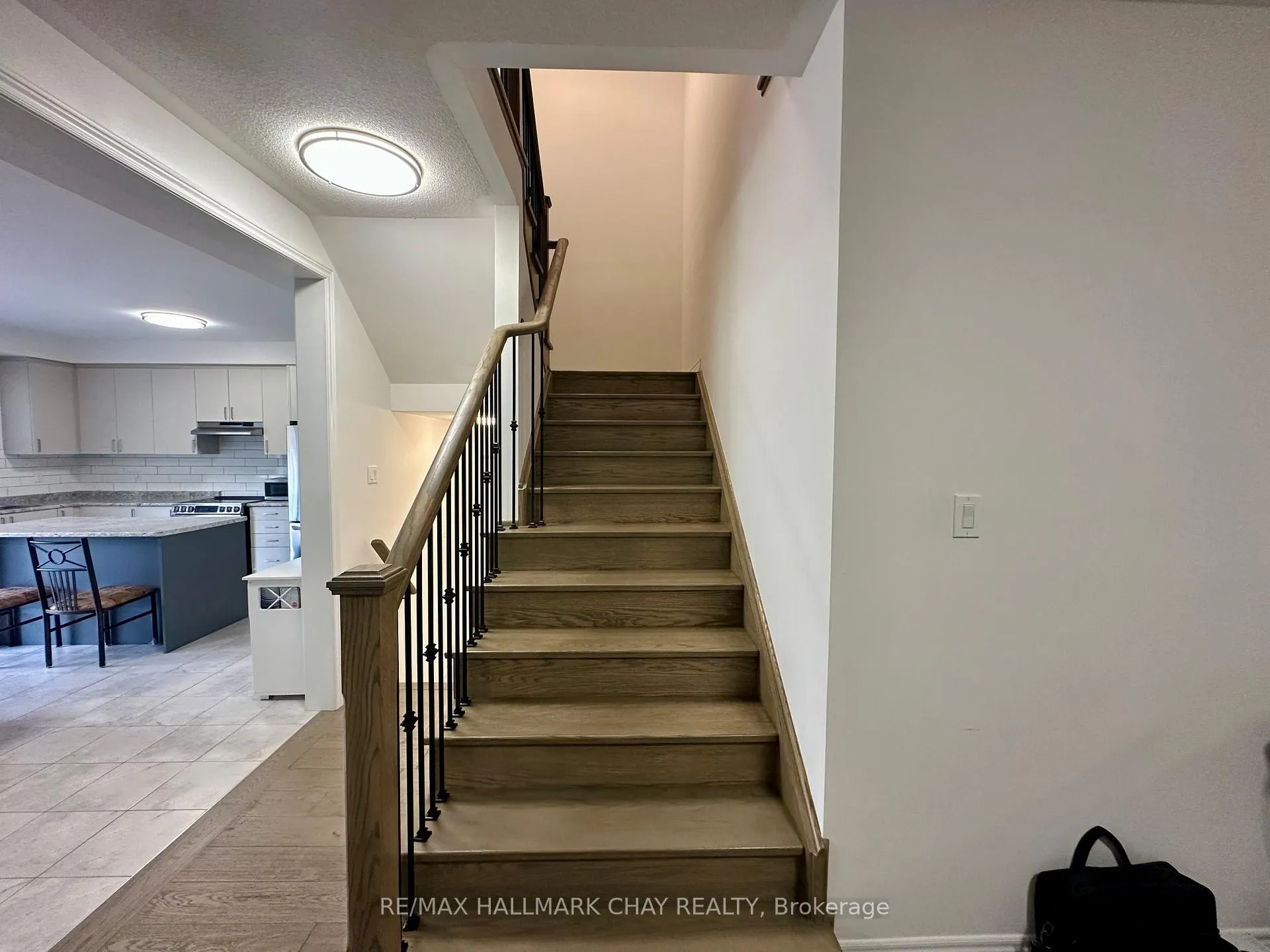 Photo 11 of 4 Wakefield Boulevard, Essa, Angus — HOMEH