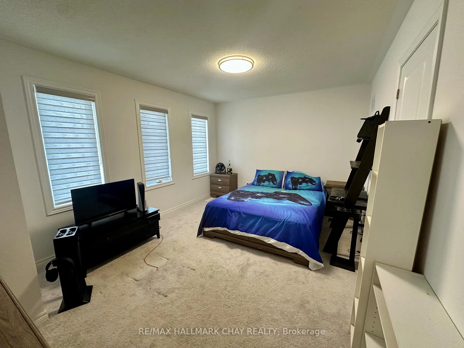 Photo 17 of 4 Wakefield Boulevard, Essa, Angus — HOMEH