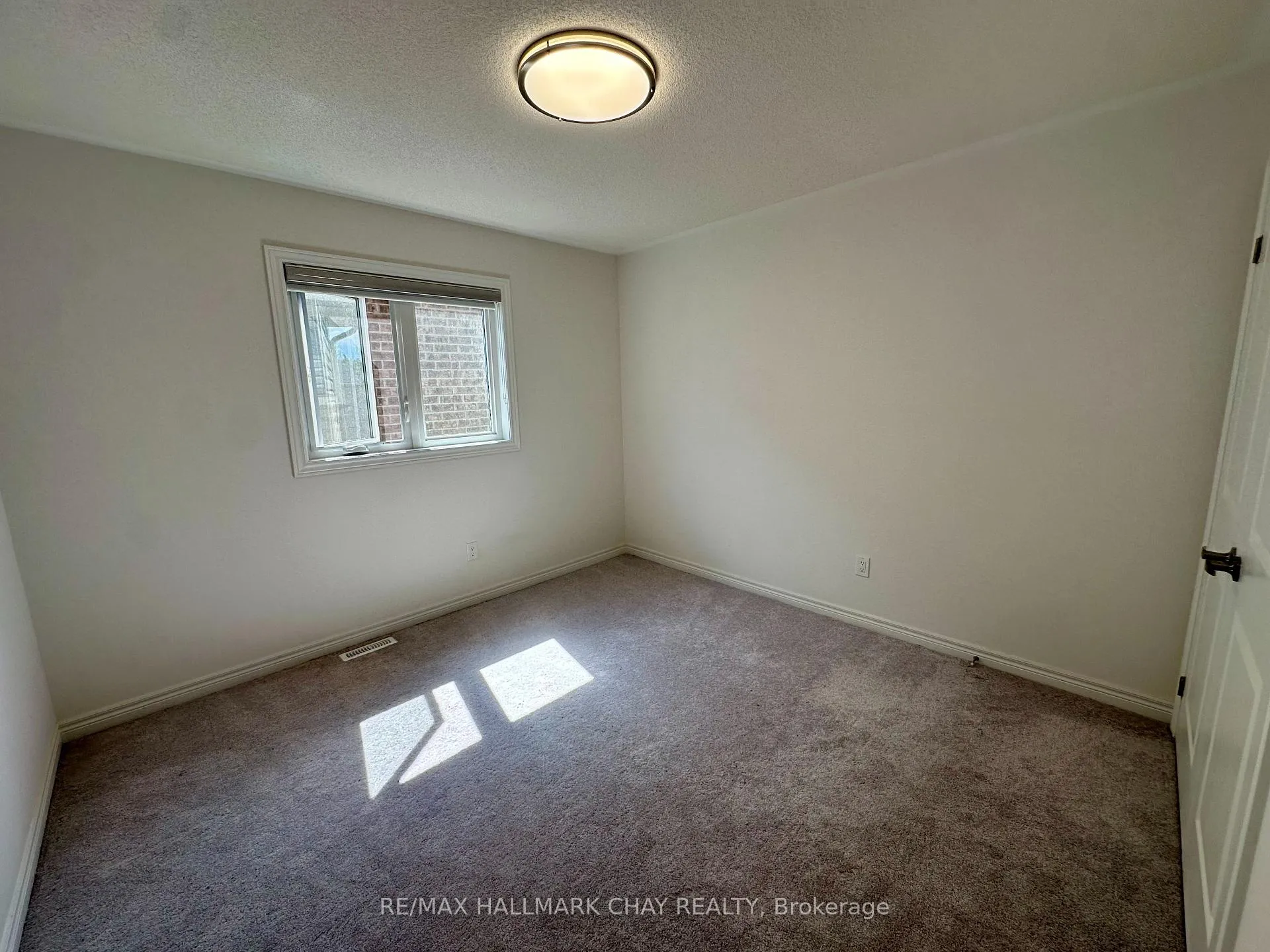 Photo 18 of 4 Wakefield Boulevard, Essa, Angus — HOMEH