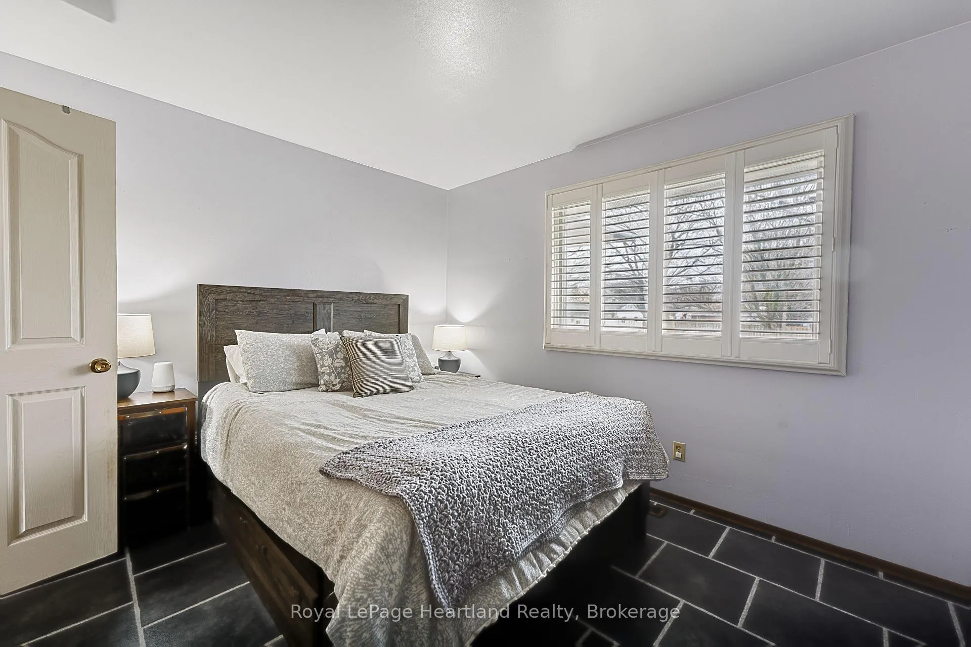 Photo 19 of 137 Oxford Street, Goderich, Goderich (Town) — HOMEH