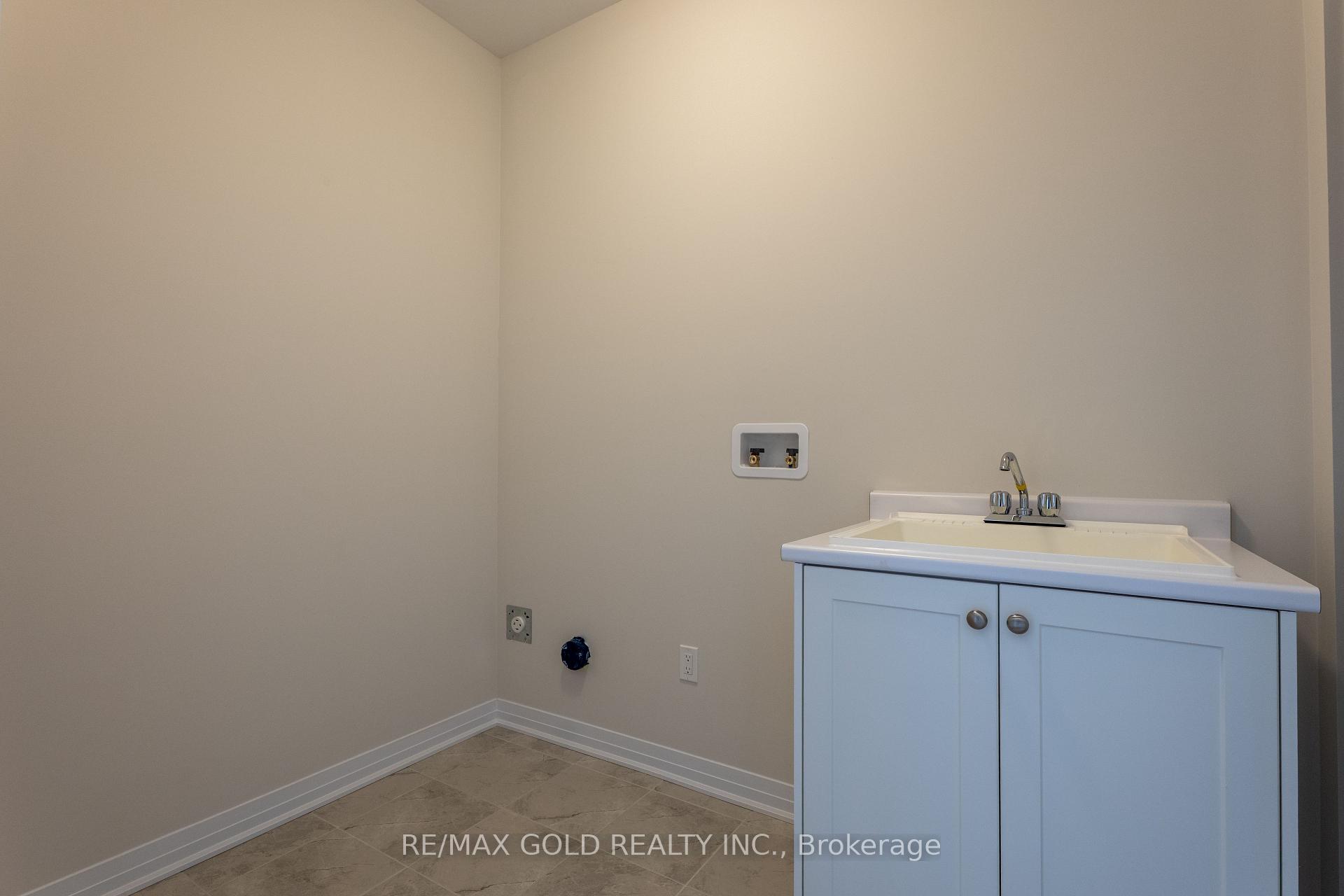 Photo 22 of 70 Conboy Drive, Erin — HOMEH
