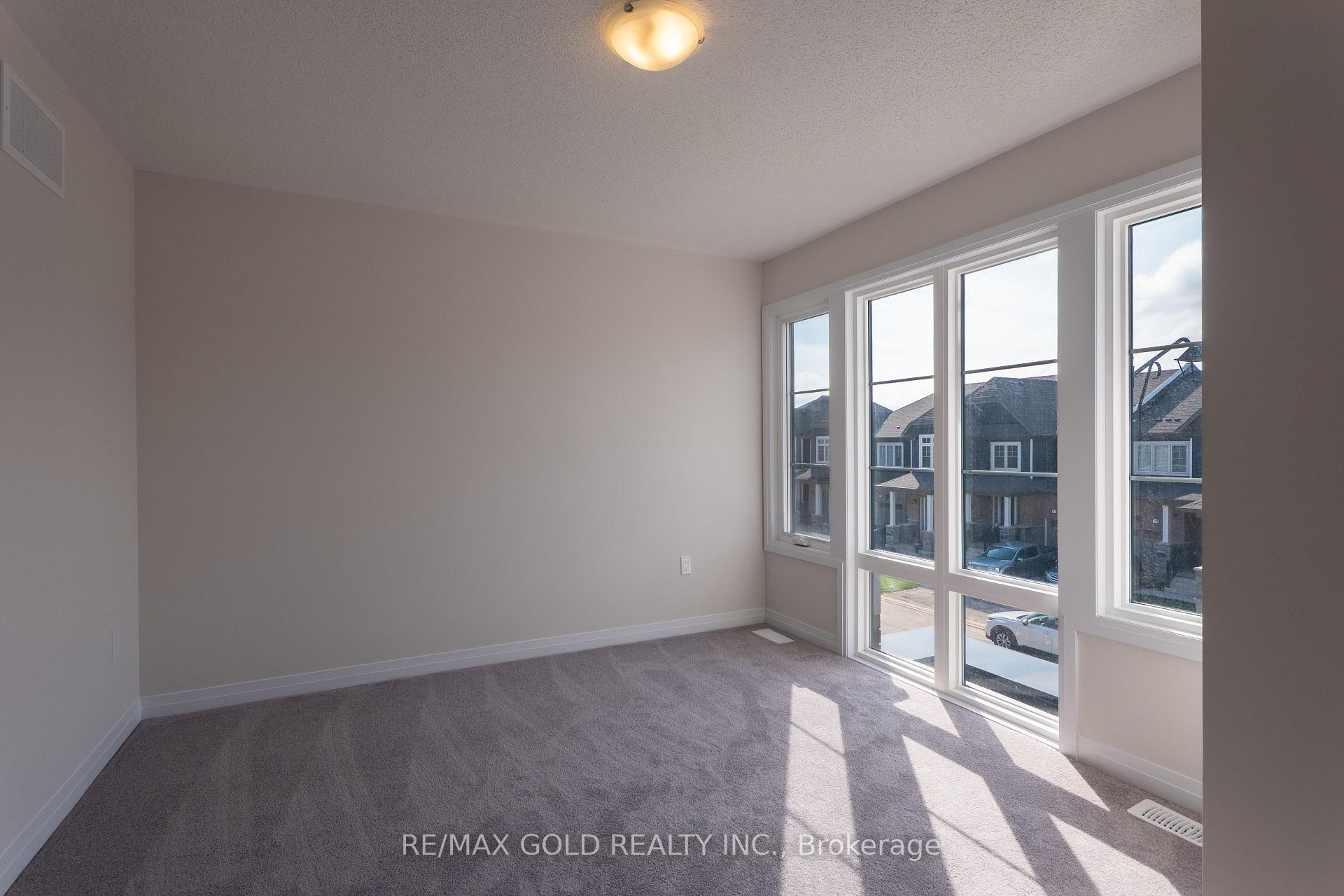 Photo 25 of 70 Conboy Drive, Erin — HOMEH