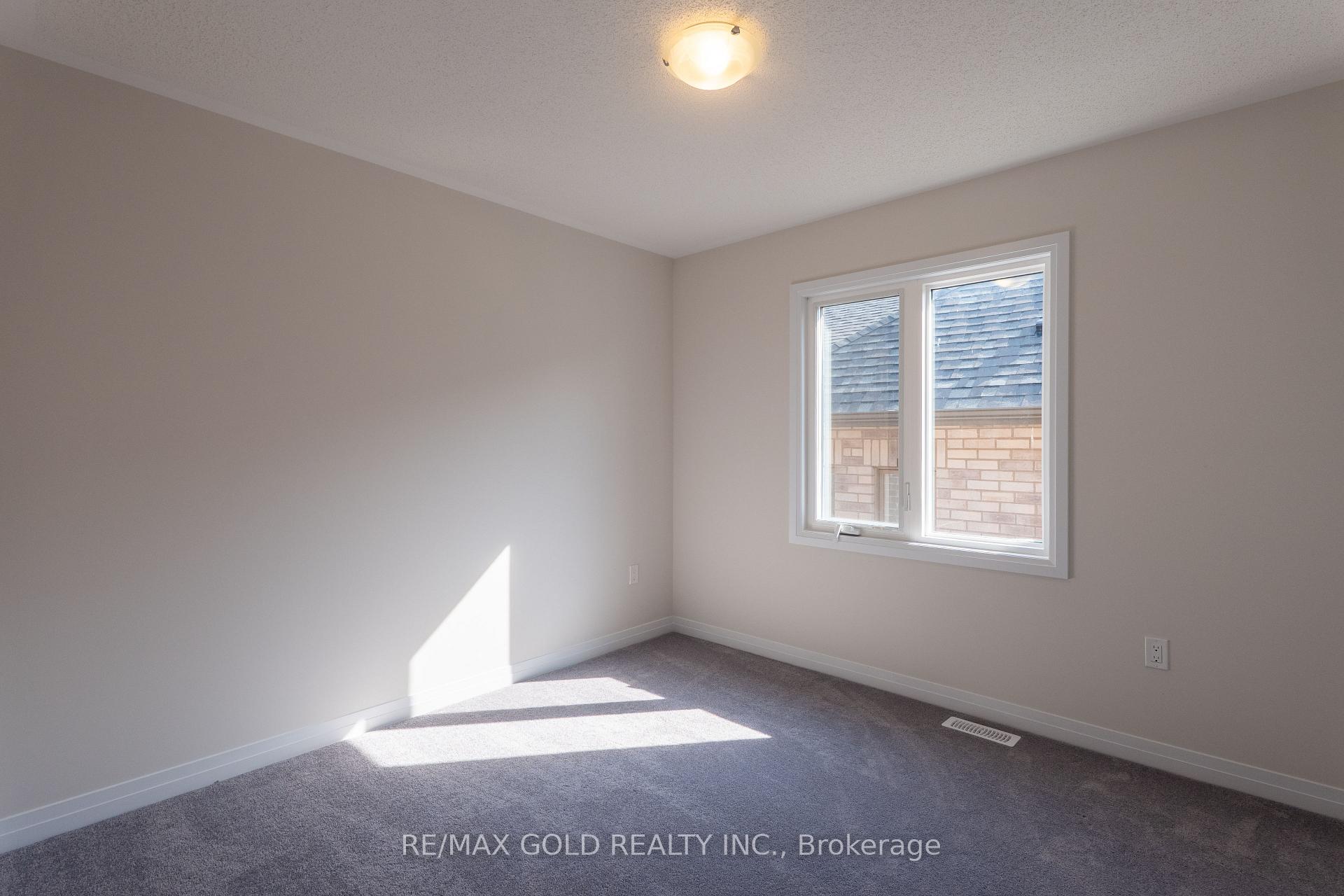 Photo 27 of 70 Conboy Drive, Erin — HOMEH