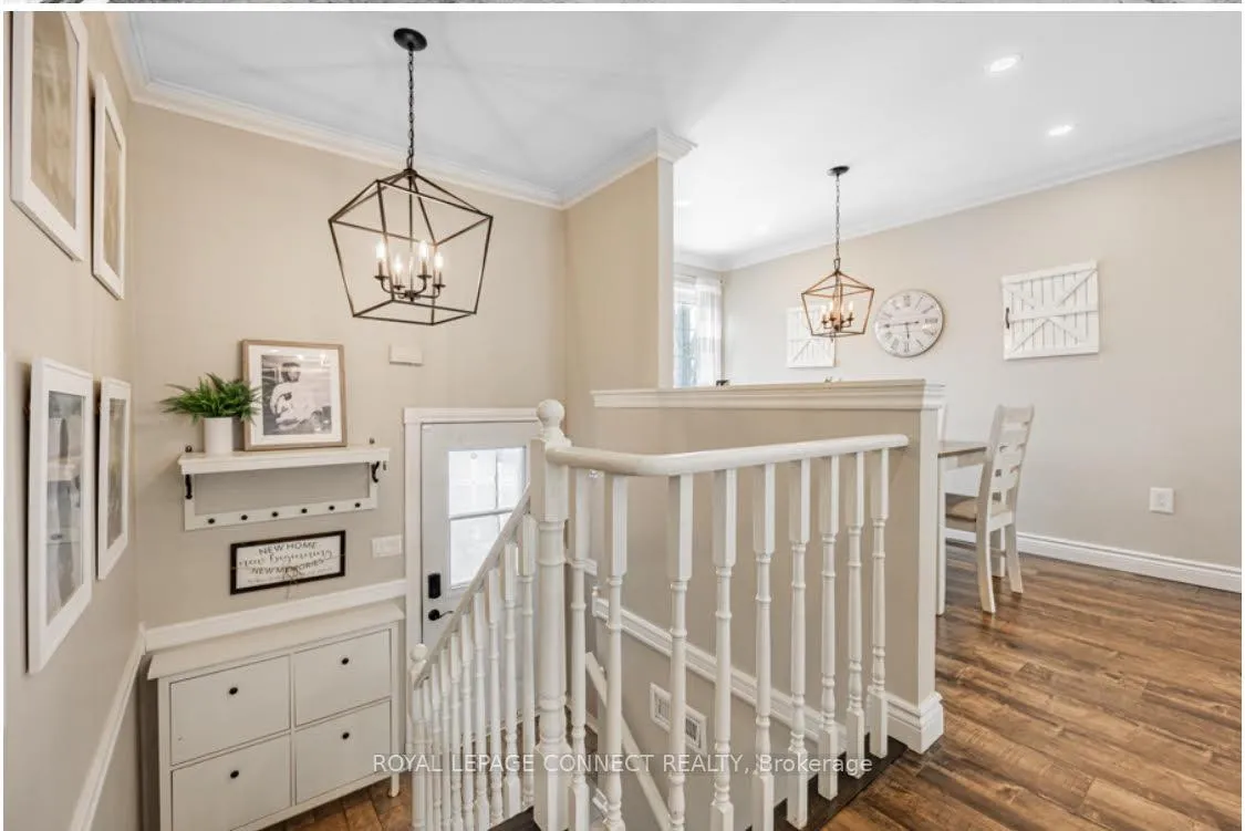 Photo 2 of 44 Fenwick Avenue, Clarington, Bowmanville — HOMEH