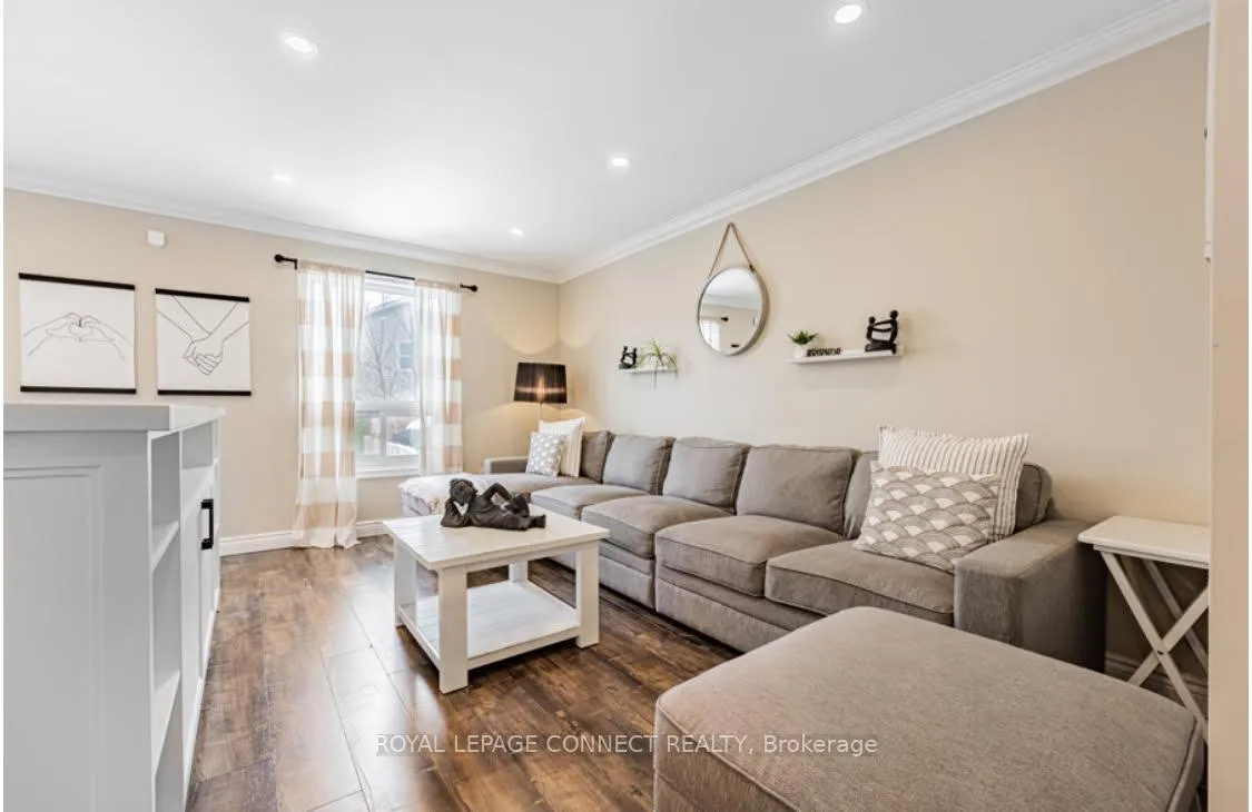 Photo 8 of 44 Fenwick Avenue, Clarington, Bowmanville — HOMEH