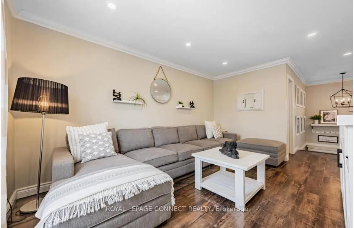 Photo 9 of 44 Fenwick Avenue, Clarington, Bowmanville — HOMEH