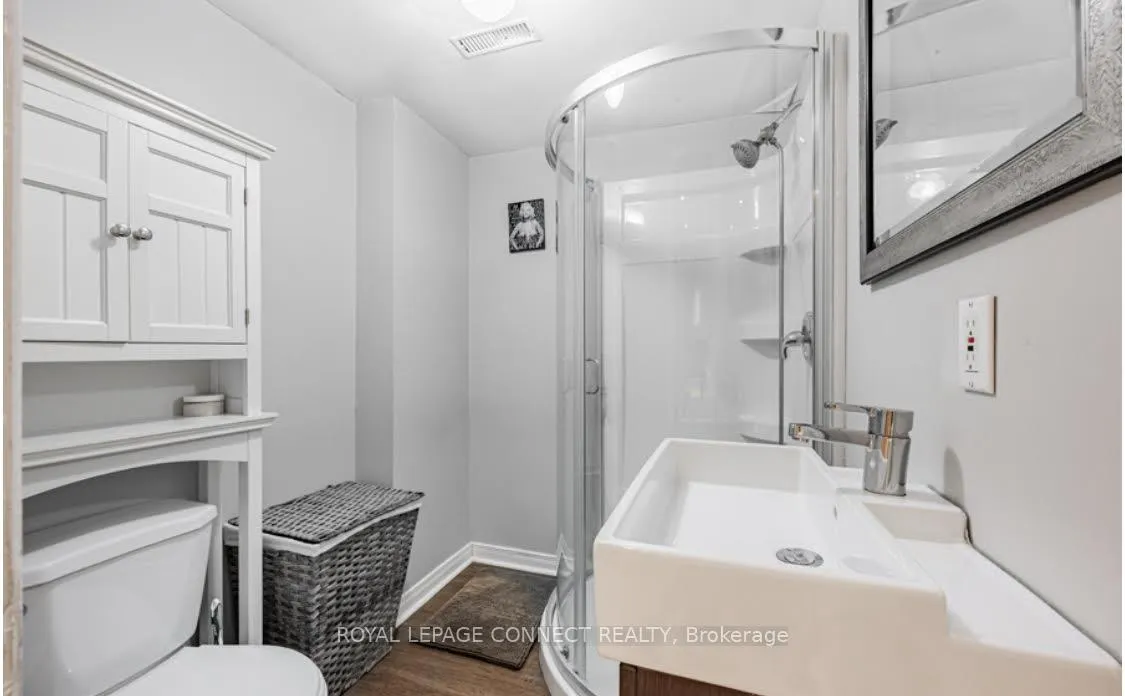 Photo 18 of 44 Fenwick Avenue, Clarington, Bowmanville — HOMEH