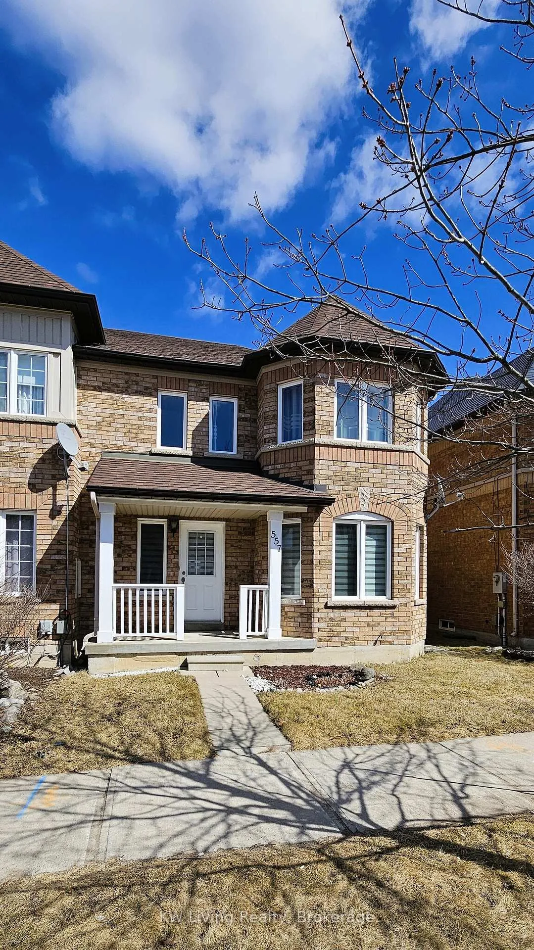 Photo 2 of 557 William Berczy Boulevard, Markham, Berczy — HOMEH