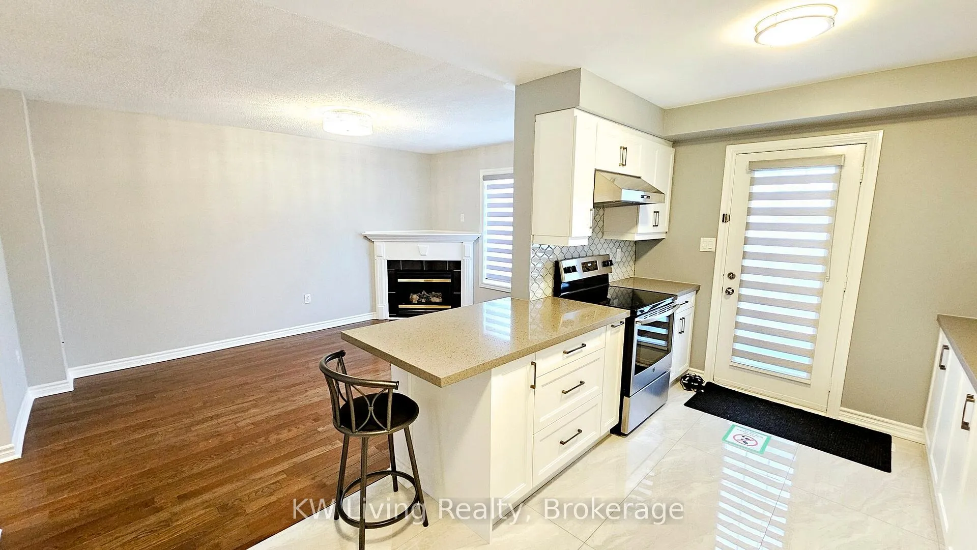 Photo 12 of 557 William Berczy Boulevard, Markham, Berczy — HOMEH