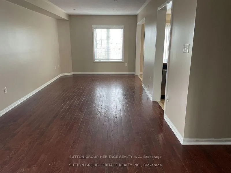 Photo 15 of 39 Crockett Place, Clarington, Bowmanville — HOMEH